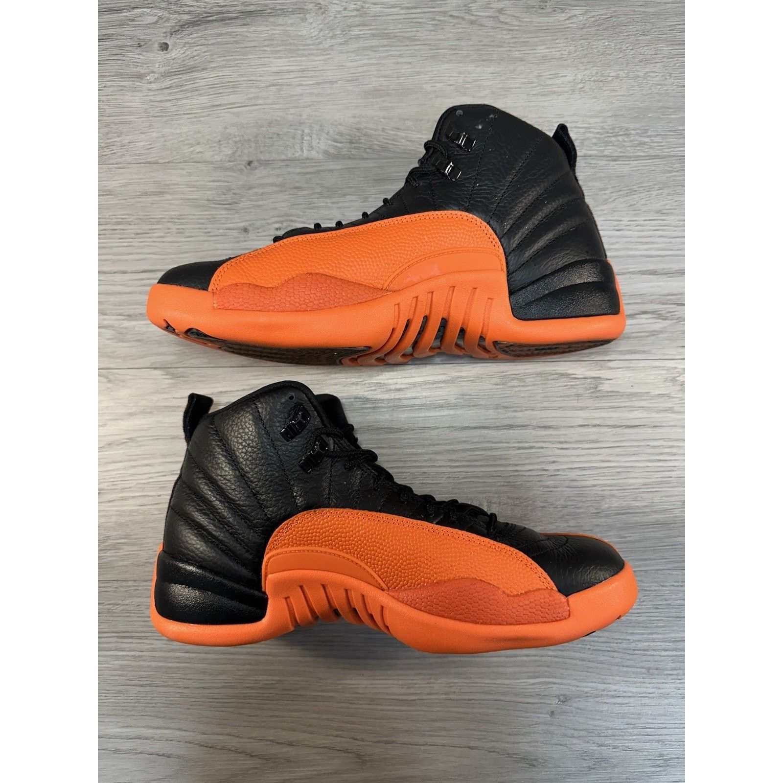 Jordan Brand Air Jordan 12 Retro Brilliant Orange W - Size 10w/8.5m Size US 10 / IT 40 - 3 Thumbnail