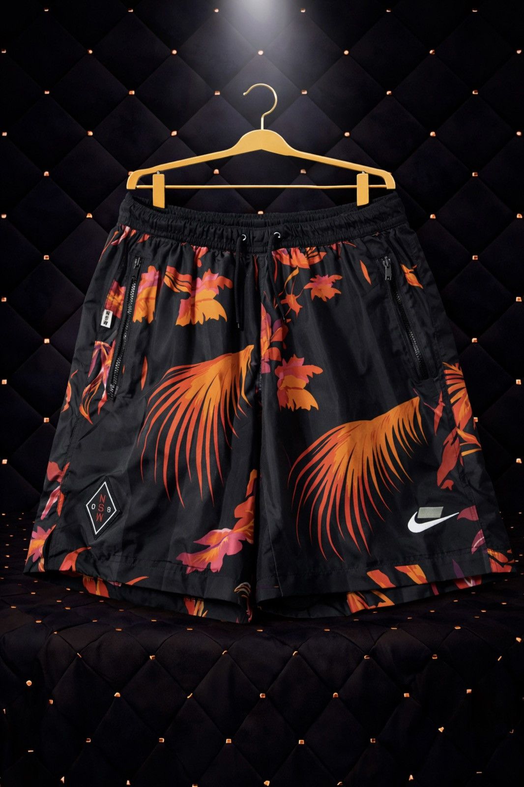Nike NIKE FLORAL PHOENIX PRINT WOVEN SHORTS Size US 32 / EU 48 - 1 Preview