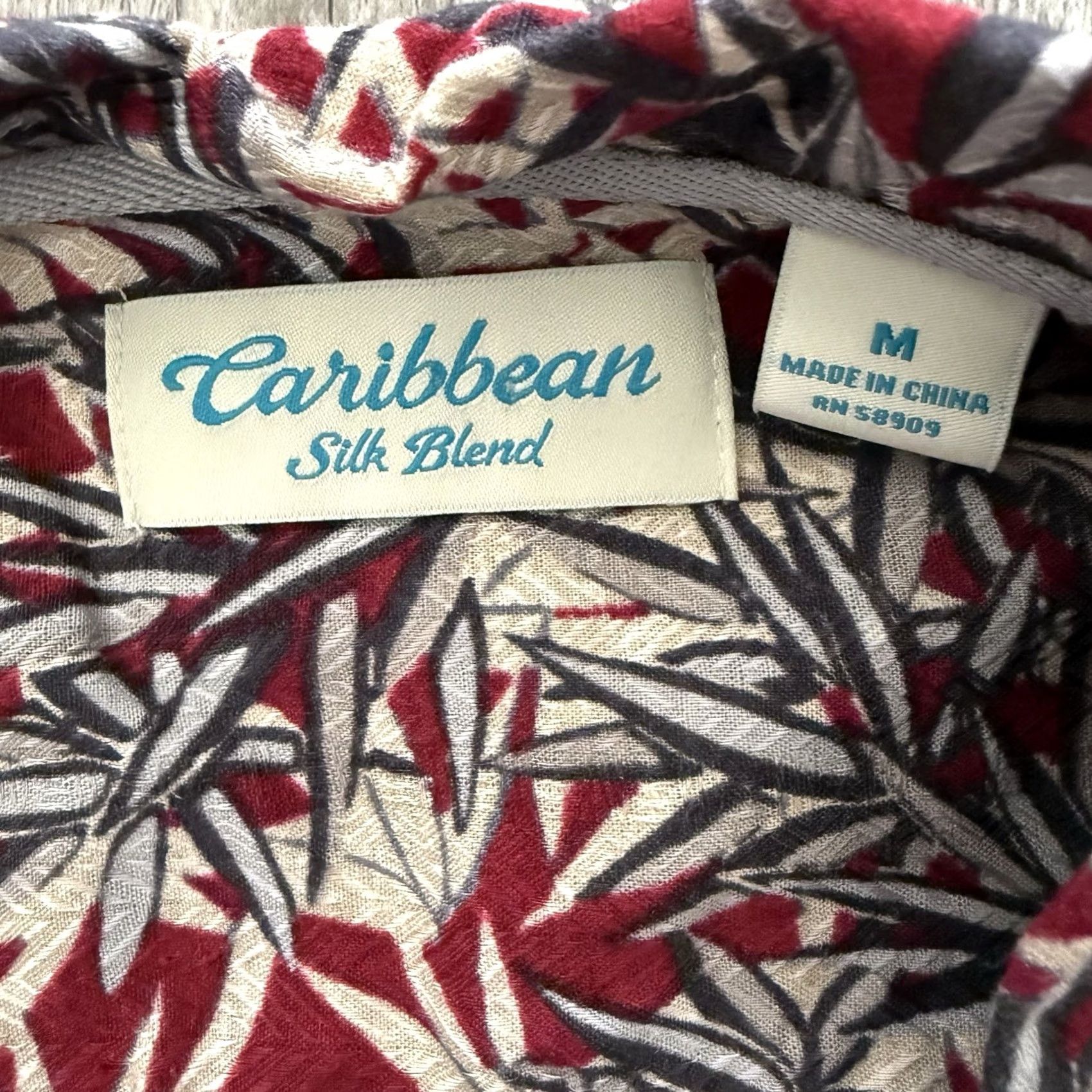 Vintage Caribbean Silk Blend Hawaiian Shirt Mens Sz M Dark Red Tan Floral Button-Up Short Sleeve Size US M / EU 48-50 / 2 - 2 Thumbnail