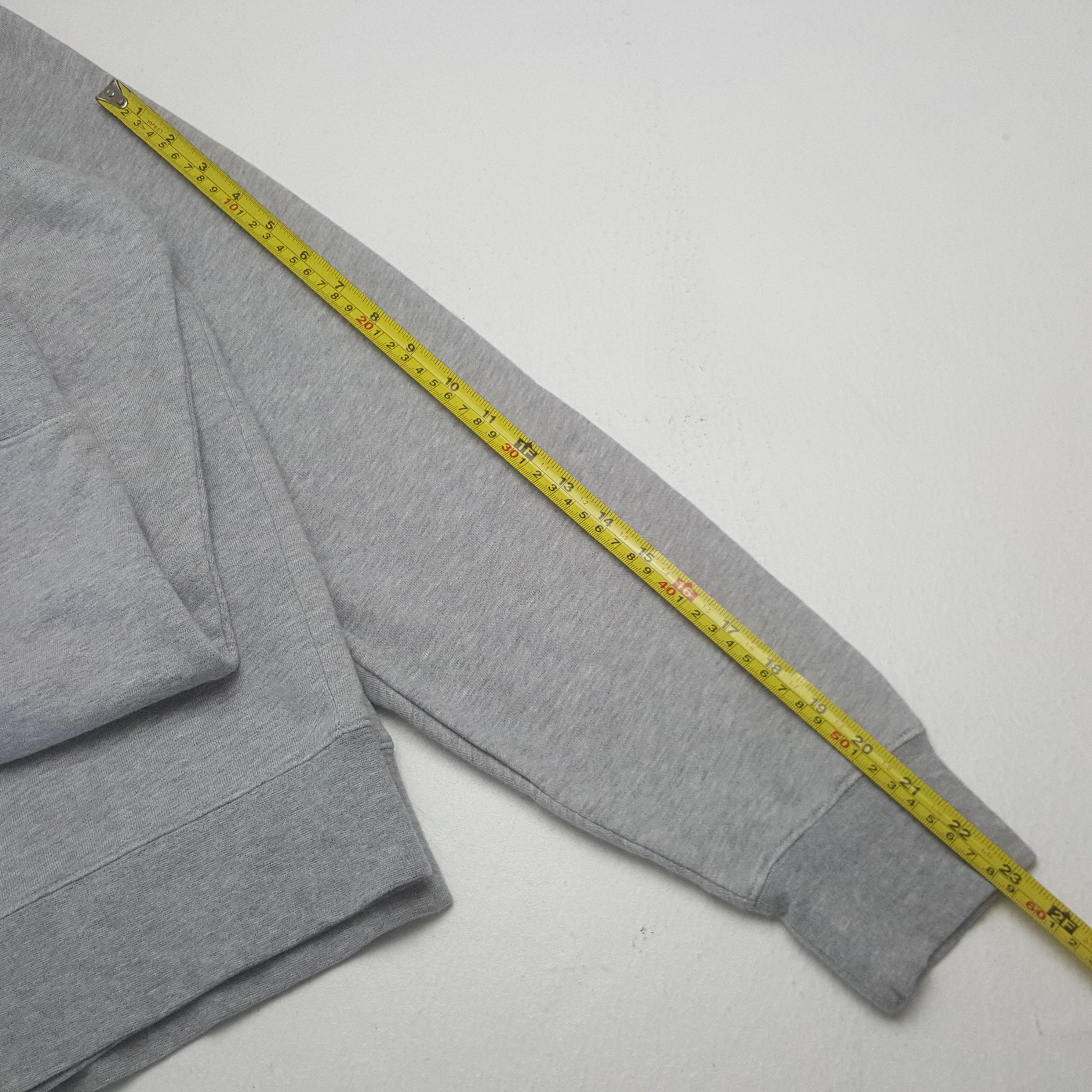 Nike Vintage Nike Shield Sweatshirt Size US M / EU 48-50 / 2 - 7 Thumbnail