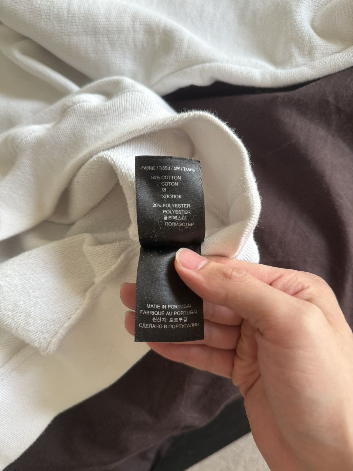 Vetements Vetements Cutest of the Fruits Sweatshirt Size US M / EU 48-50 / 2 - 5 Thumbnail