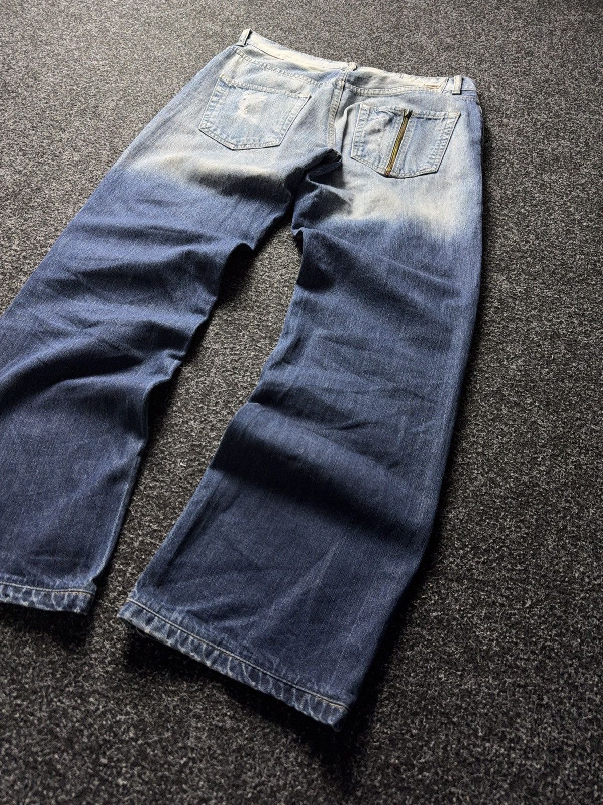 Diesel 90s Diesel Industry Zip Back Pocket Jeans Made in Italy Y2K Size US 33 - 15 Thumbnail
