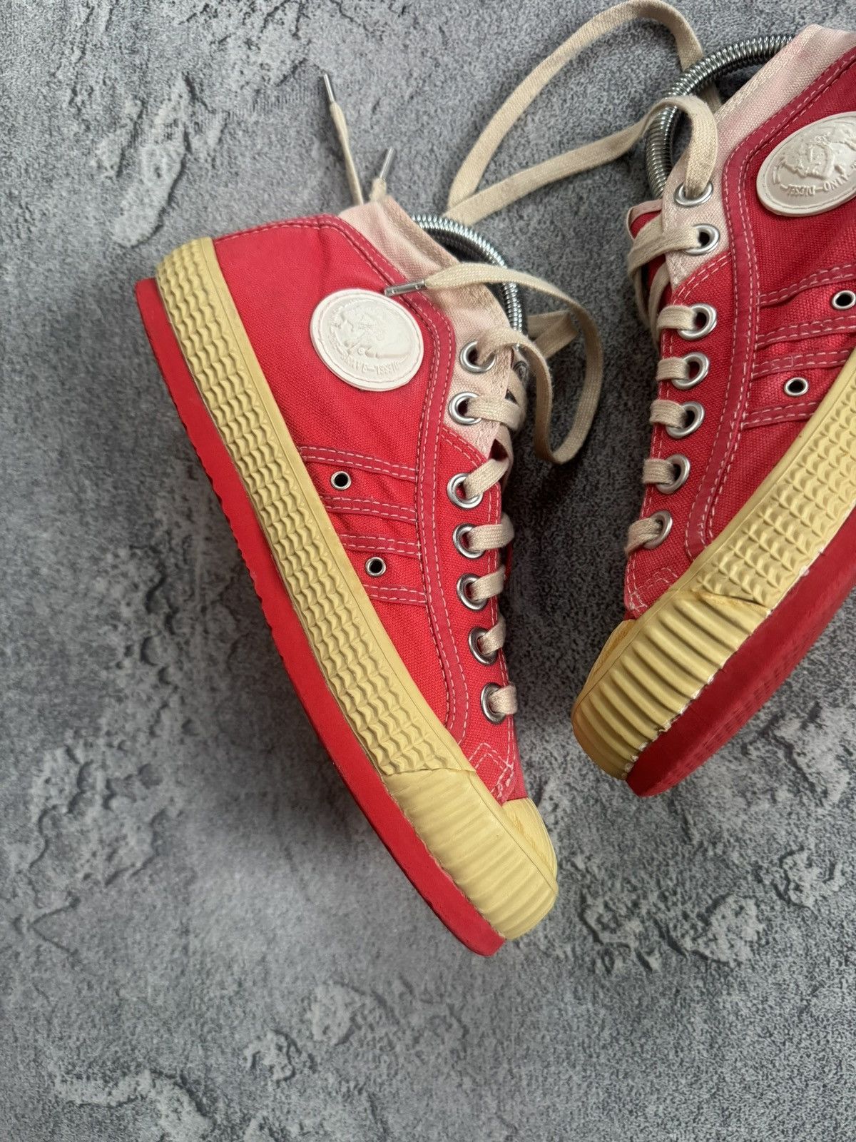 Diesel Diesel US8.5/EUR39 YUK Anniversary hi top sneakers shoes Size US 8.5 / IT 38.5 - 12 Thumbnail