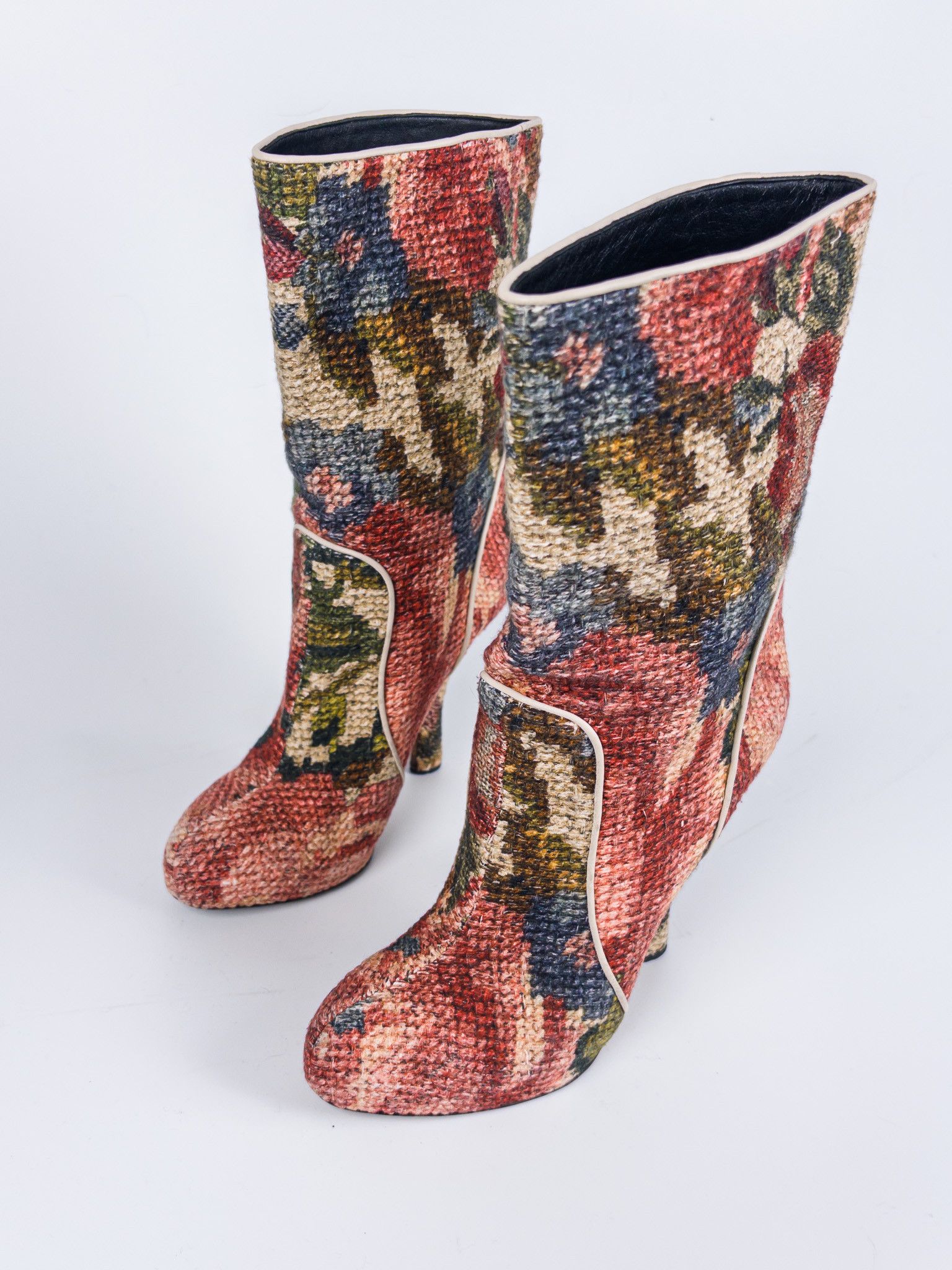 Dolce & Gabbana Dolce & Gabbana Floral Print Tapestry Boots Size US 9 / IT 39 - 2 Thumbnail