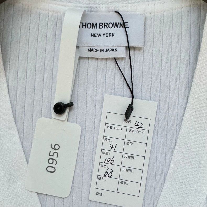 Thom Browne Thom Browne size42 A striped sweater with a colored bottom Size M / US 6-8 / IT 42-44 - 2 Thumbnail