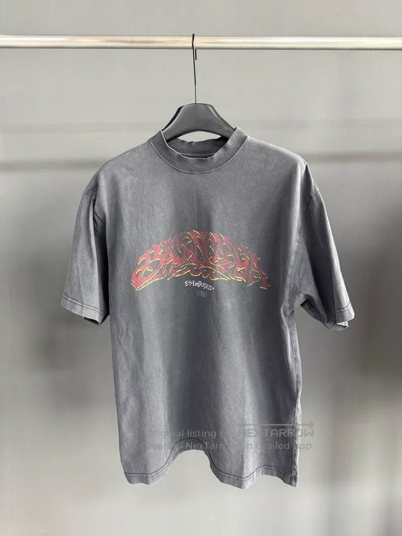 Balenciaga Balenciaga Sanskrit disaster gray flame logo short sleeve Size US M / EU 48-50 / 2 - 1 Thumbnail