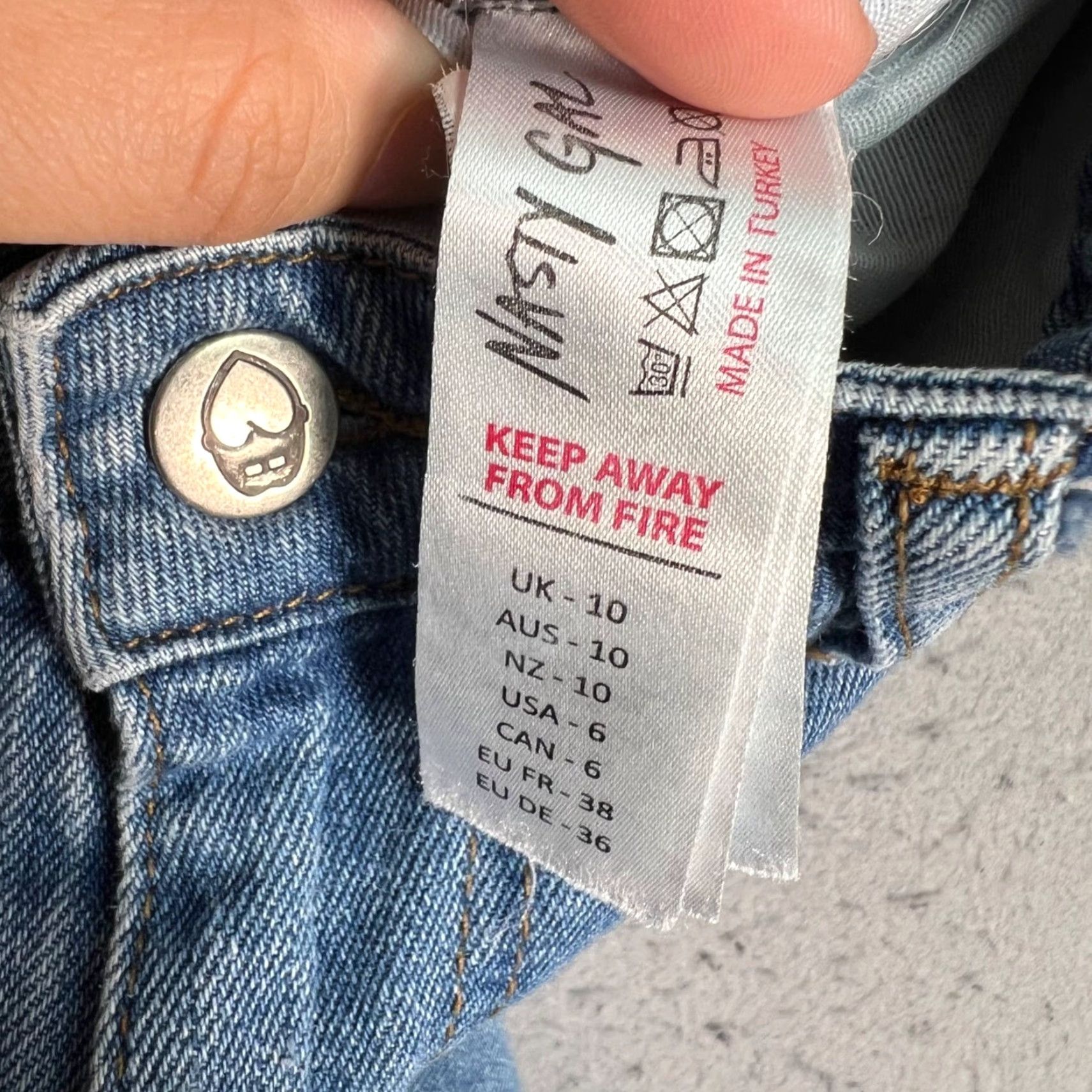Nasty Gal Nasty Gal Ombre Dip Dye Denim Jeans Straight Leg High Waist Womens Size 6 Blue 100% Cotton 5-Pocket Inseam 28 in Rise High Vintage No Mens Womens Size 28" / US 6 / IT 42 - 4 Thumbnail