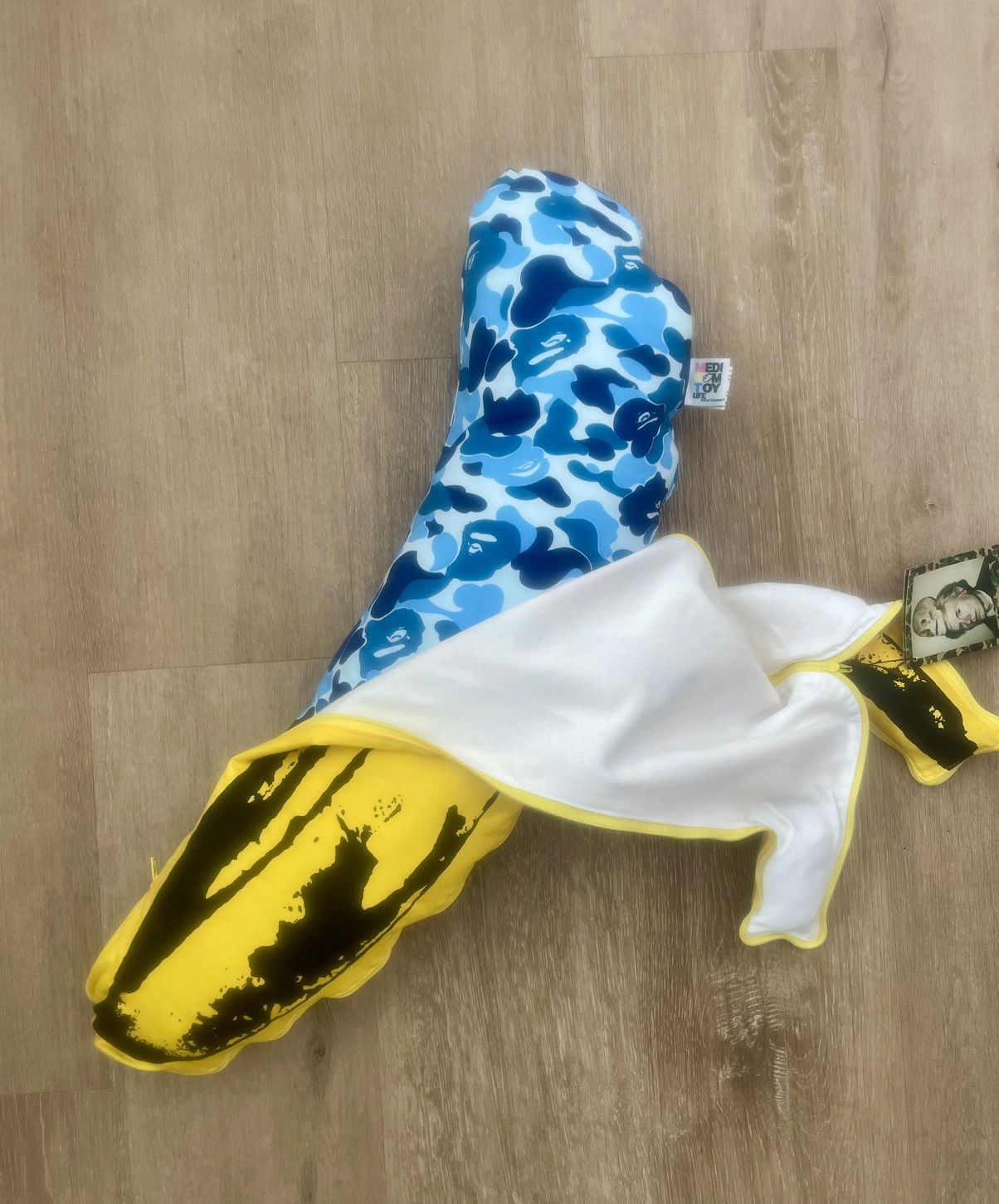 image of Medicom Toy X Andy Warhol x Bape Abc Banana Zipcushion Small in Yellow/Blue, Men's