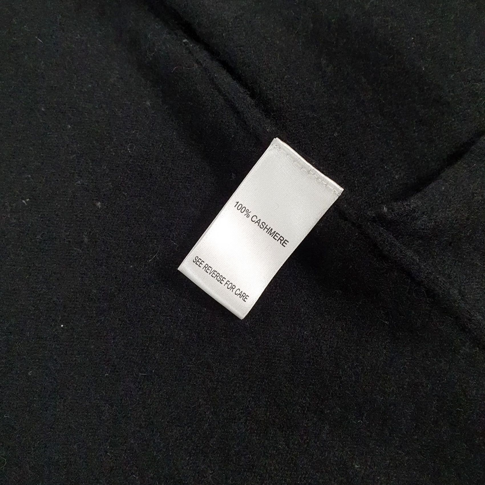 Vintage Cabbages And Roses Cardigan Womens Black Small Hooded 100% Cashmere Knit Crew Neck Long Sleeve Pockets UK Made Vintage No N/A Size S / US 4 / IT 40 - 6 Thumbnail