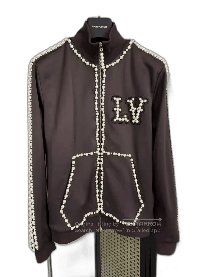 Louis Vuitton Louis Vuitton Pearl Embroidered Jacket for Sale. Size US M / EU 48-50 / 2 - 1 Thumbnail