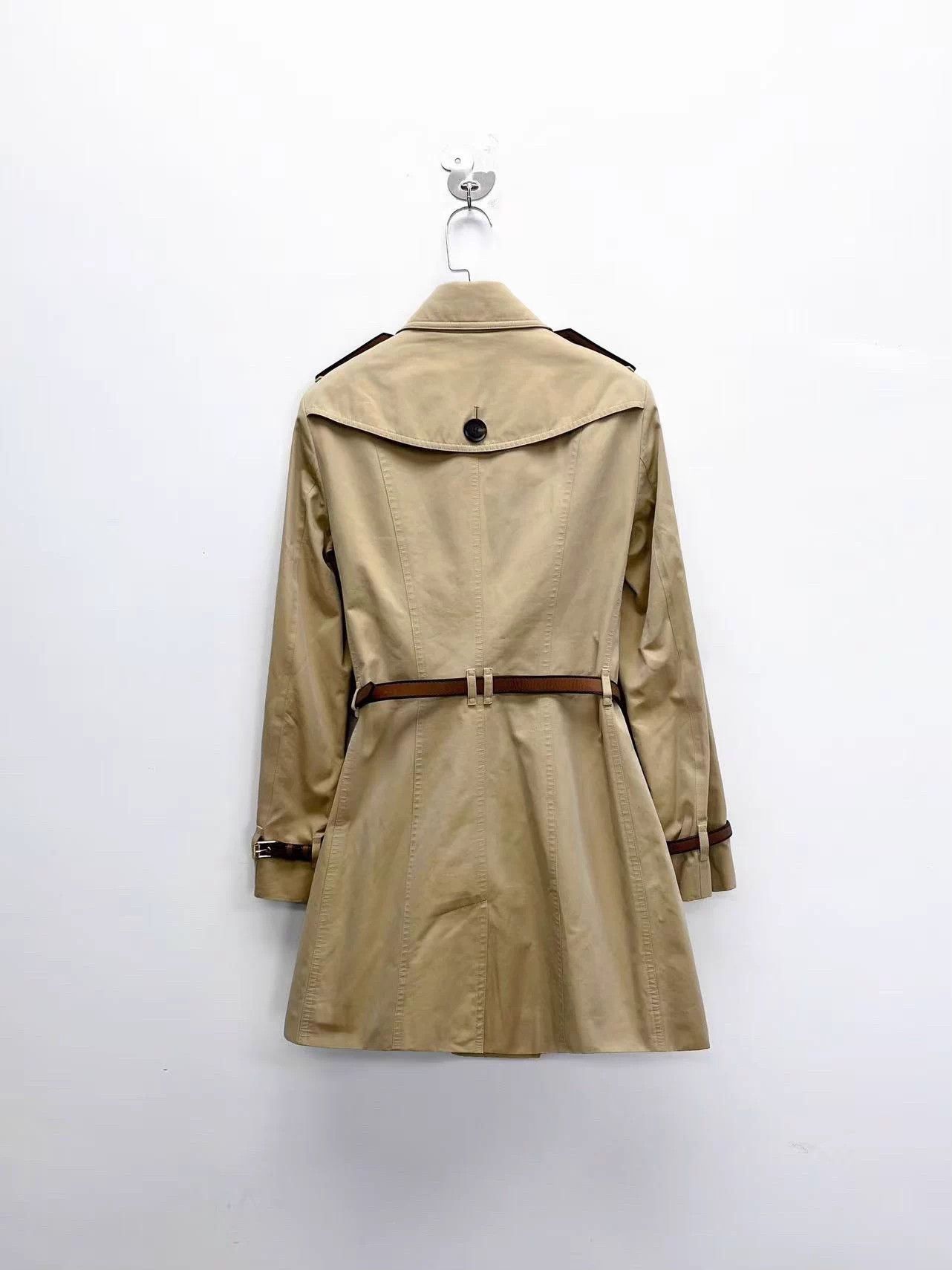 Burberry Burberry Kensington DB Belted Trench Khaki UK8 Size S / US 4 / IT 40 - 2 Thumbnail