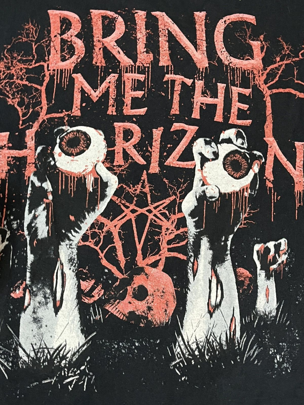 Band Tees Bring Me The Horizon Red Band Tee Size US M / EU 48-50 / 2 - 2 Thumbnail