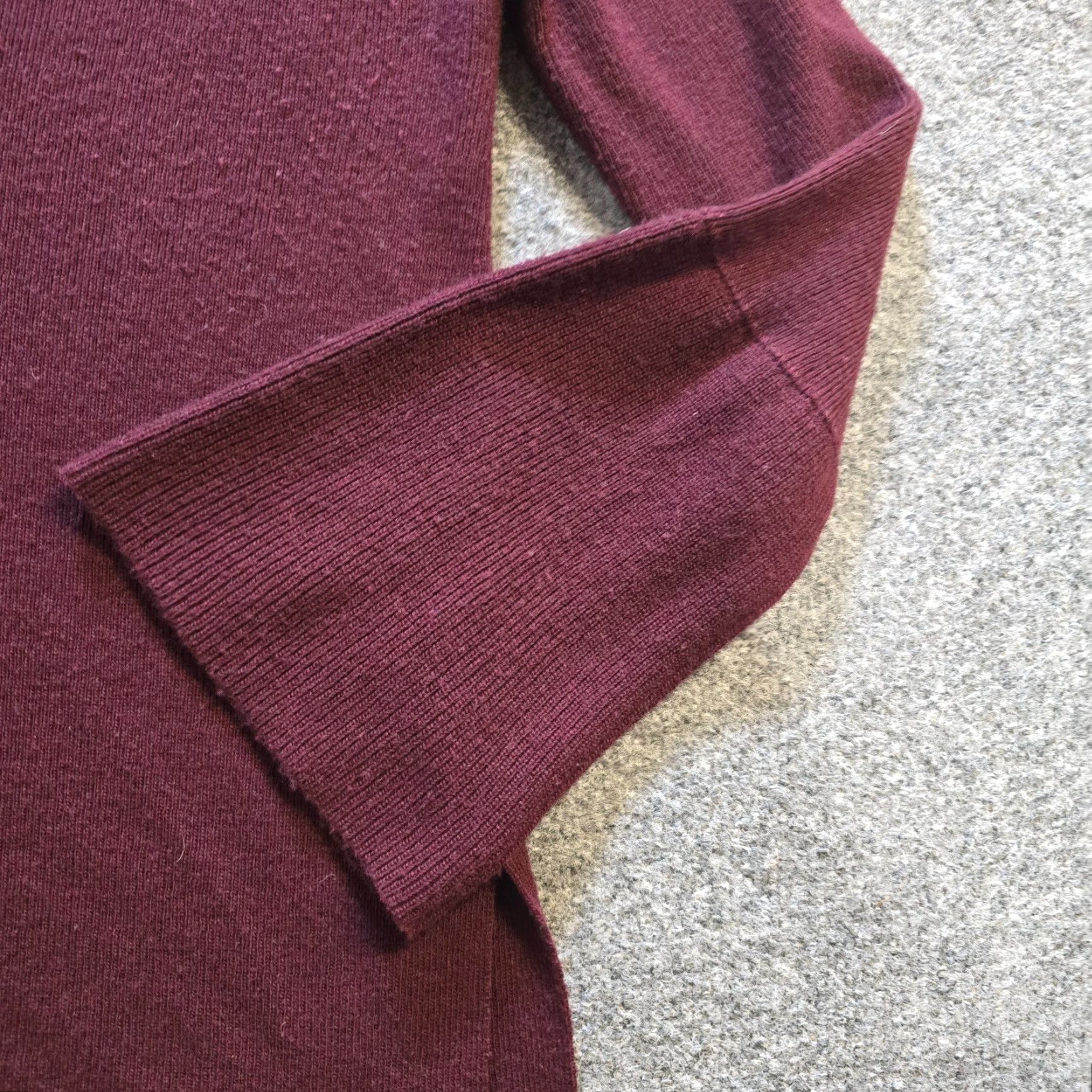J.Crew J.CREW Sweater Women's Medium Purple Burgundy Wool Blend Knit Long Flared Sleeve V-Neck Casual Career Pullover Womens Size M / US 6-8 / IT 42-44 - 4 Thumbnail