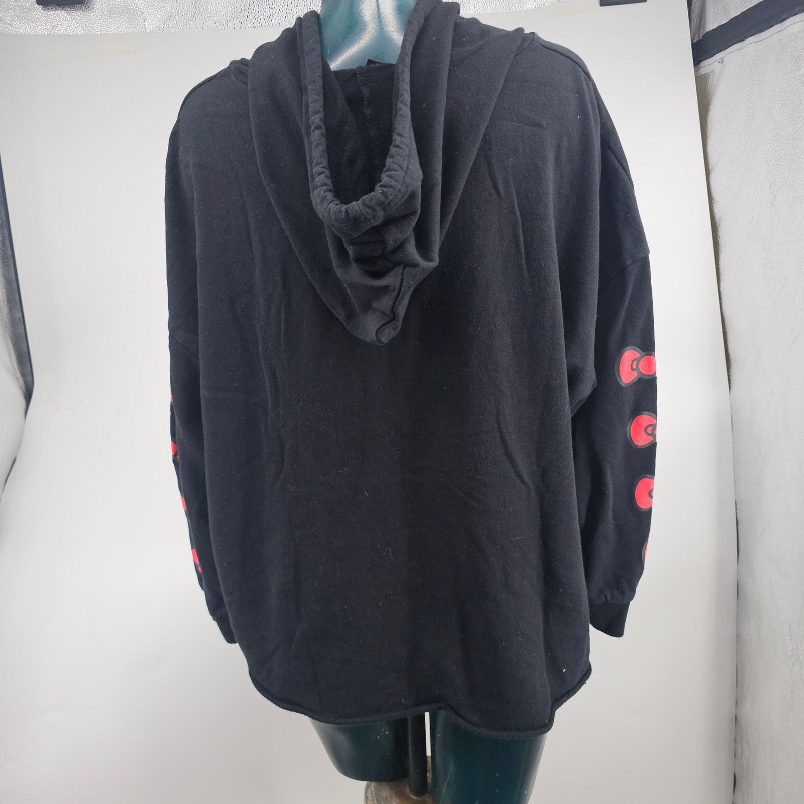 Shein Shein x Hello Kitty Sweatshirt Womens 2XL Black Hoodie 3588 Size XXL / US 16-18 / IT 52-54 - 2 Thumbnail