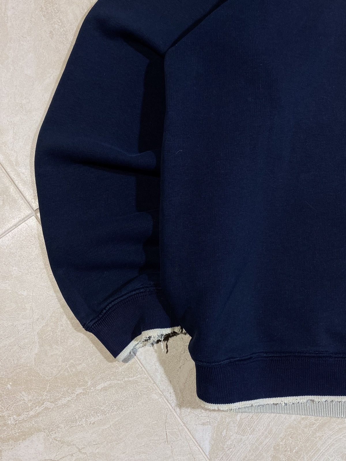 Nike Vintage 00s Nike y2k distressed swoosh oversized sweatshirt Size US XXL / EU 58 / 5 - 6 Thumbnail