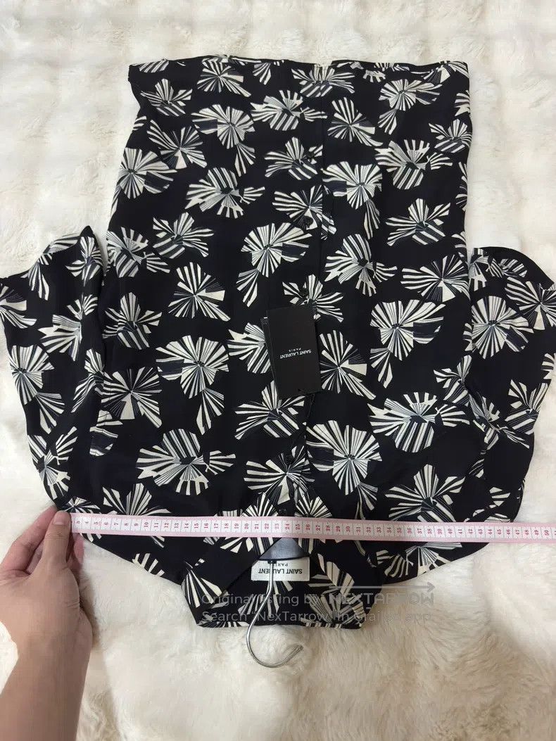 Saint Laurent Paris Saint Laurent Paris size 37 Prism Flower Pure Silk Short Sl Size US S / EU 44-46 / 1 - 7 Thumbnail