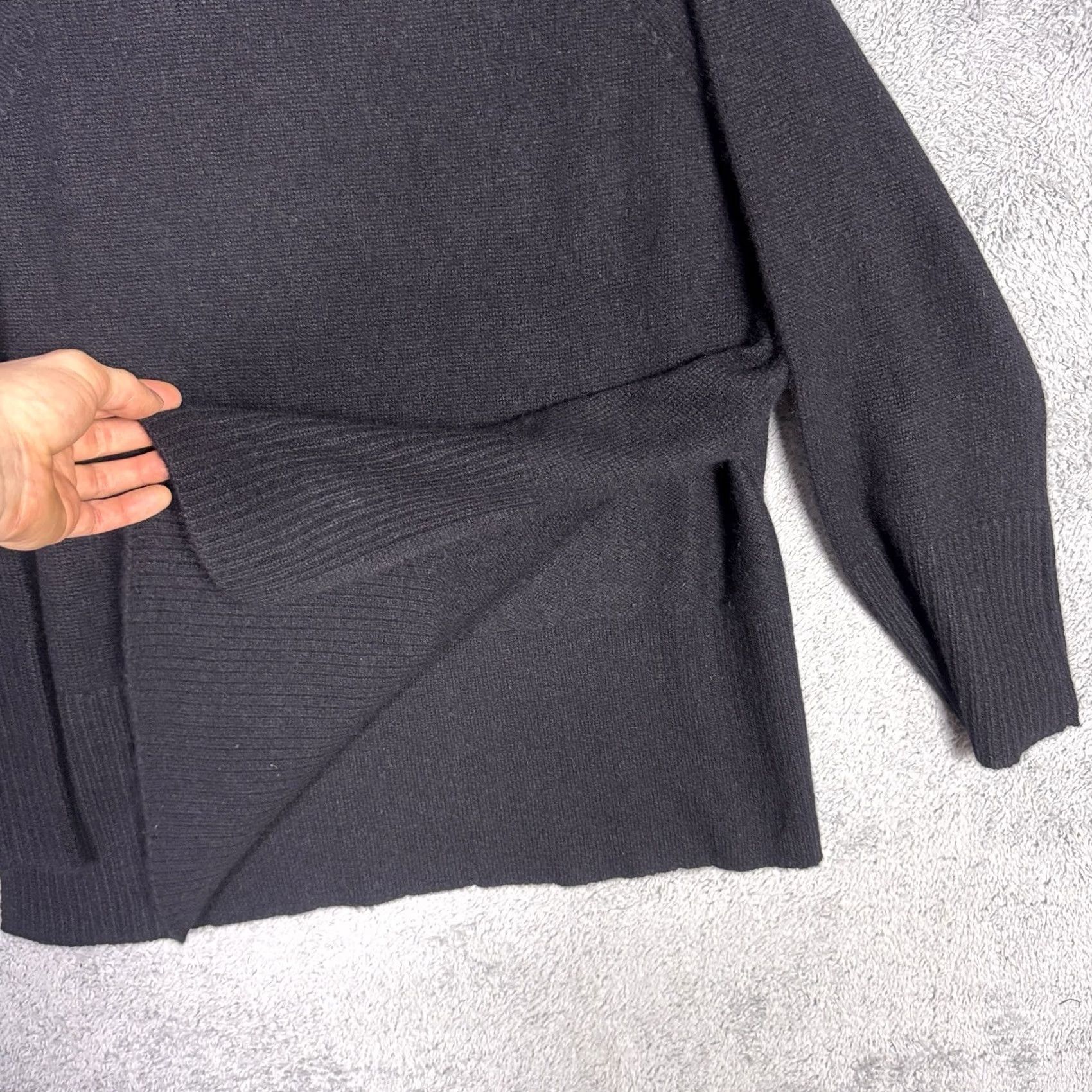 Vintage 360 Sweater Women M Pullover Crewneck Raglan Sleeve Black Cashmere Lightweight Side Slit Quiet Luxury Vintage No Size M / US 6-8 / IT 42-44 - 4 Thumbnail