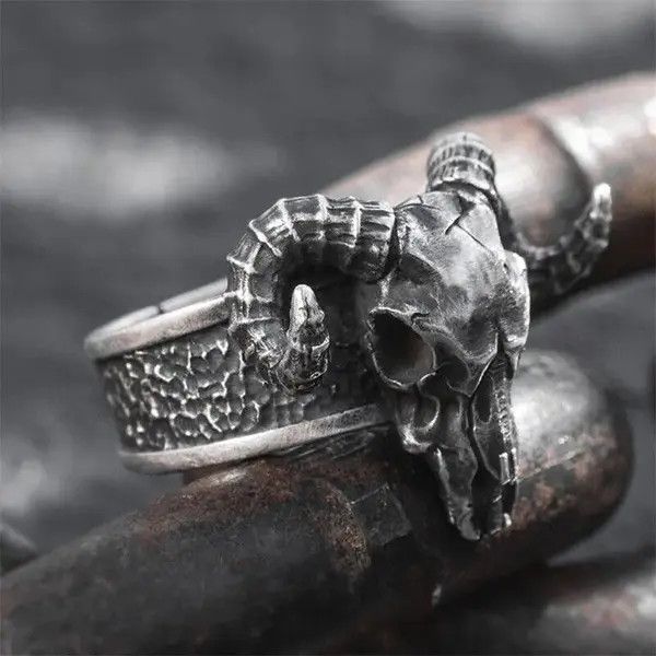 Jewelry Vintage Retro Punk Skull Devil Horn Rings Size ONE SIZE - 2 Thumbnail