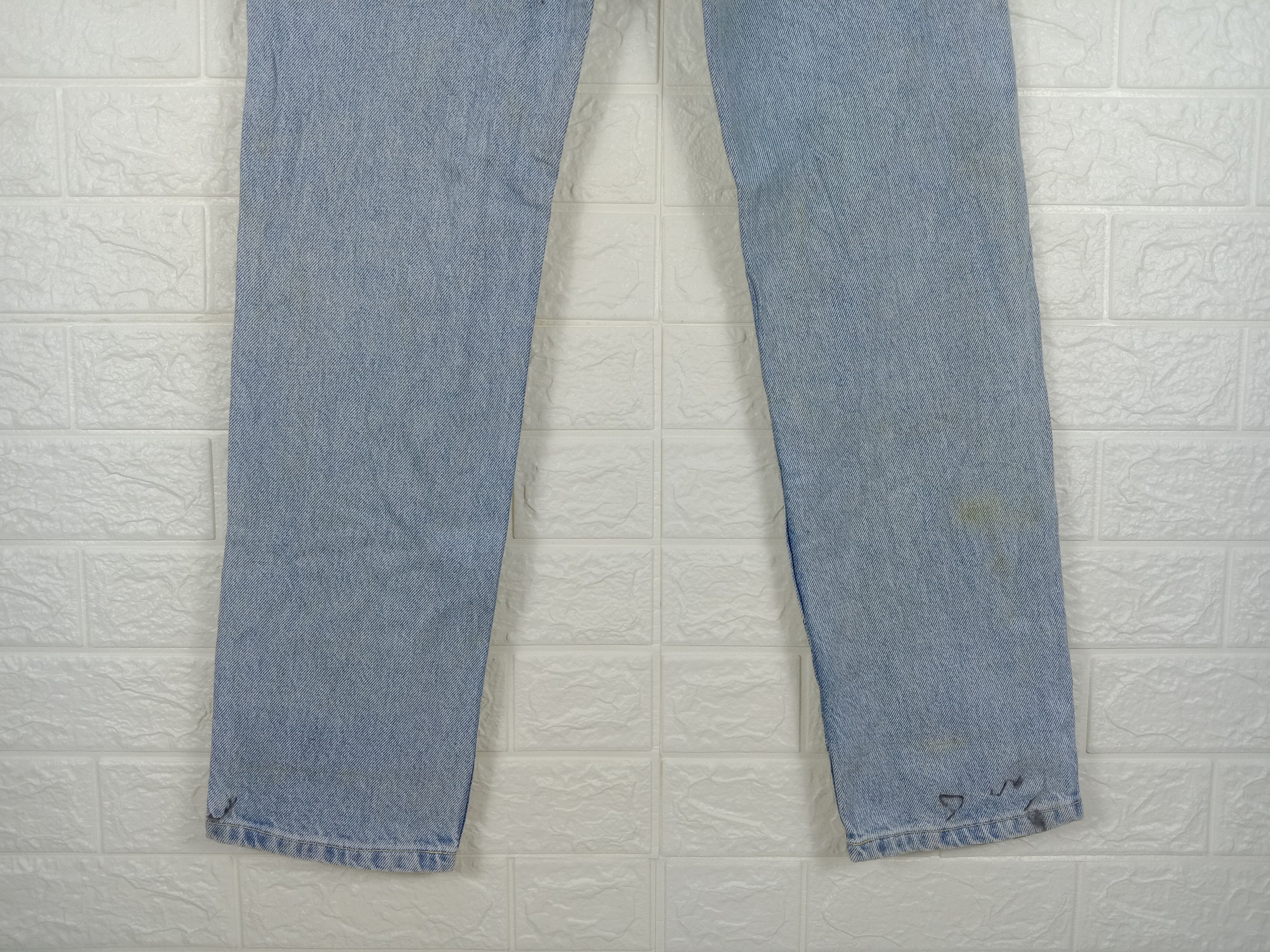 Tommy Hilfiger Vintage 90s Tommy Hilfiger Classic Light Wash Jeans Size 26" / US 2 / IT 38 - 8 Thumbnail