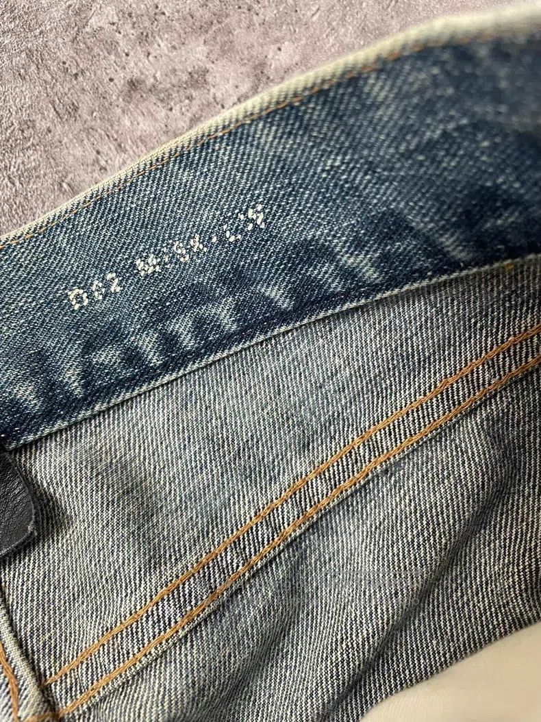 Saint Laurent Paris Saint Laurent Paris Light blue water-washed destroyed back Size US 28 / EU 44 - 5 Thumbnail