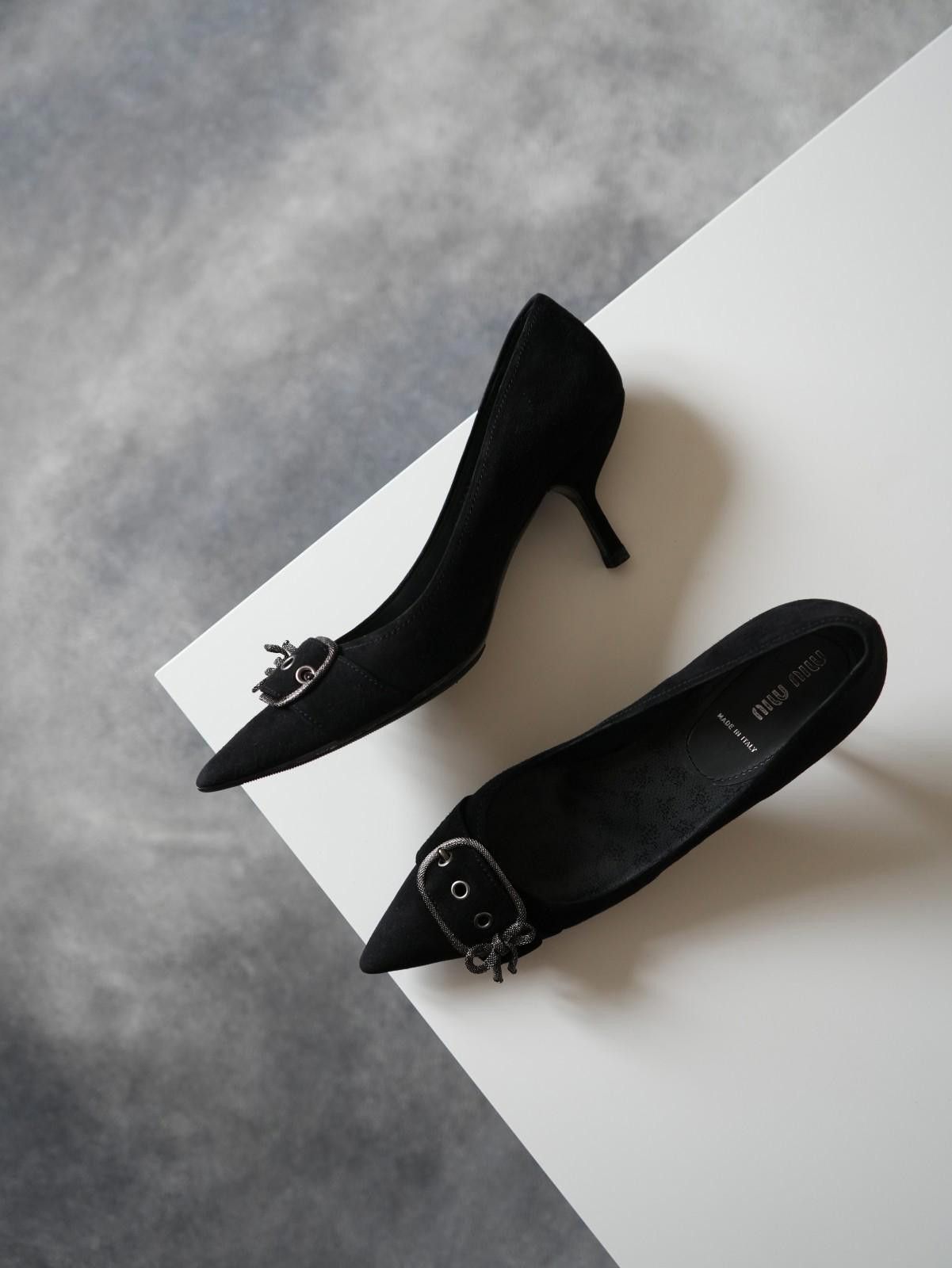 Miu Miu 2000s Miu Miu Suede Bow Buckle Pointed Toe Heel Pump Size US 8.5 / IT 38.5 - 8 Thumbnail