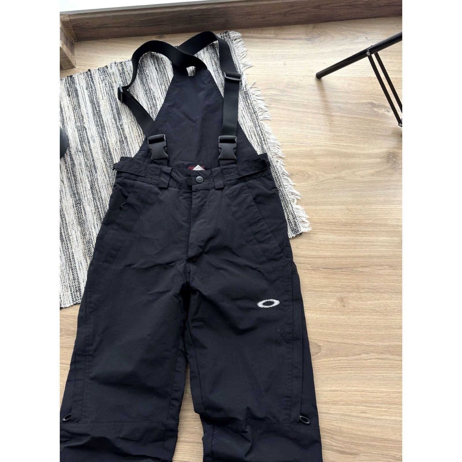 Oakley VINTAGE Oakley Men’s Snow Pants Black Waterproof Insulated Adjustable Suspenders S Size US 29 - 4 Thumbnail