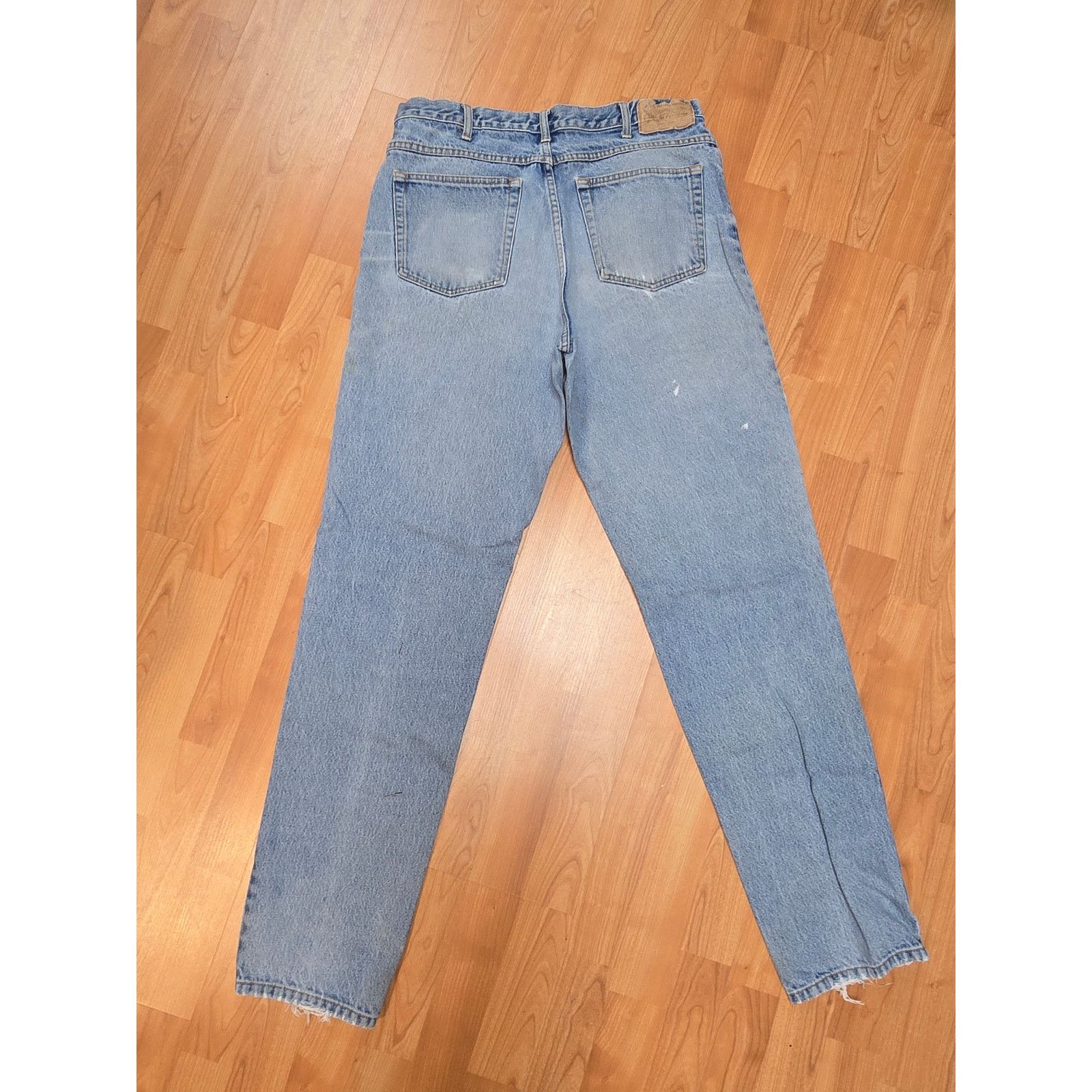 Eddie Bauer Eddie Baur Jeans 36x36 Light Wash Denim Natural Distressing Size US 36 / EU 52 - 7 Thumbnail