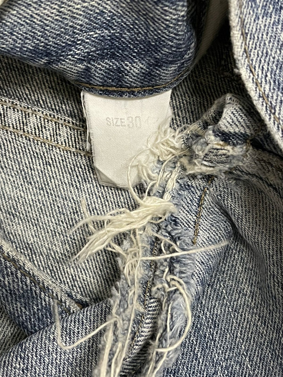 Levi's Vintage Clothing VINTAGE 533 LEVIS USA DESIGNER 90S WHISKERING RIPPED DENIM Size US 29 - 17 Thumbnail