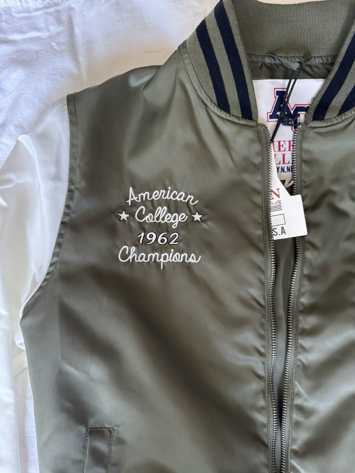 Other American College bomber Size S / US 4 / IT 40 - 2 Thumbnail