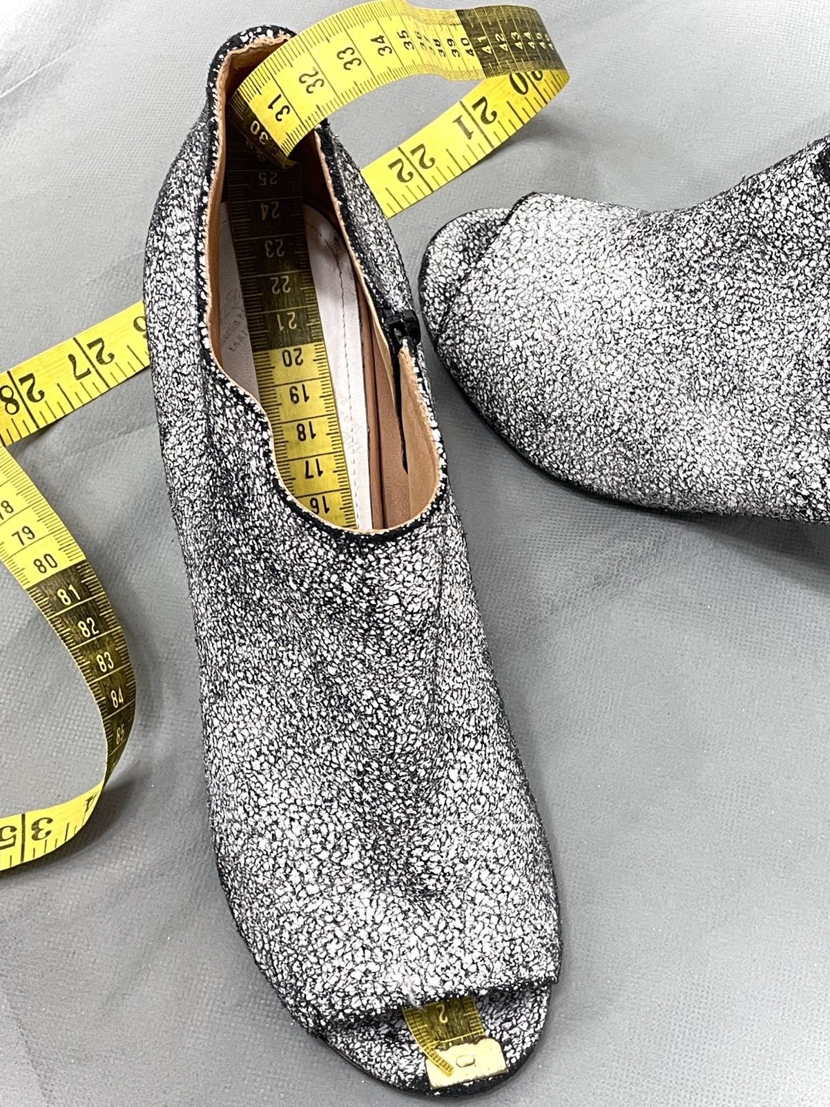 Maison Margiela Maison Martin Margiela Line 22 Cracked Peep-Toe Ankle Boots Size US 8.5 / IT 38.5 - 18 Thumbnail