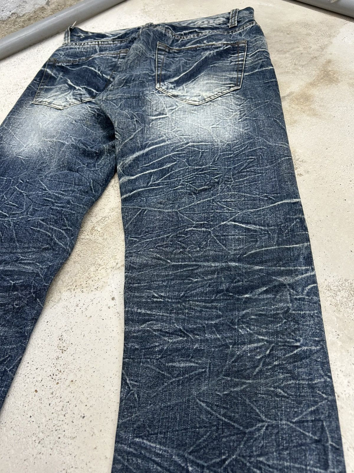 Tornado Mart Lowbox Whiskered Distressed Straight Leg Denim Fade Wash Size US 31 - 16 Thumbnail