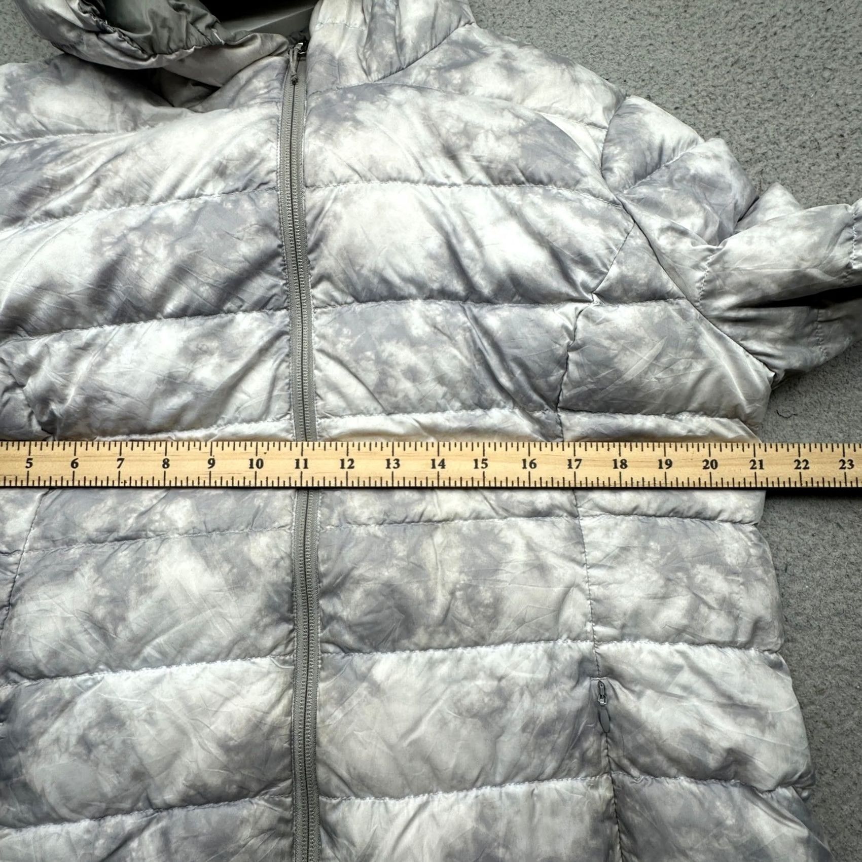 Eddie Bauer Eddie Bauer EB650 CirrusLite Down Hooded Puffer Jacket Womens Large Gray Cloud Size L / US 10 / IT 46 - 4 Thumbnail