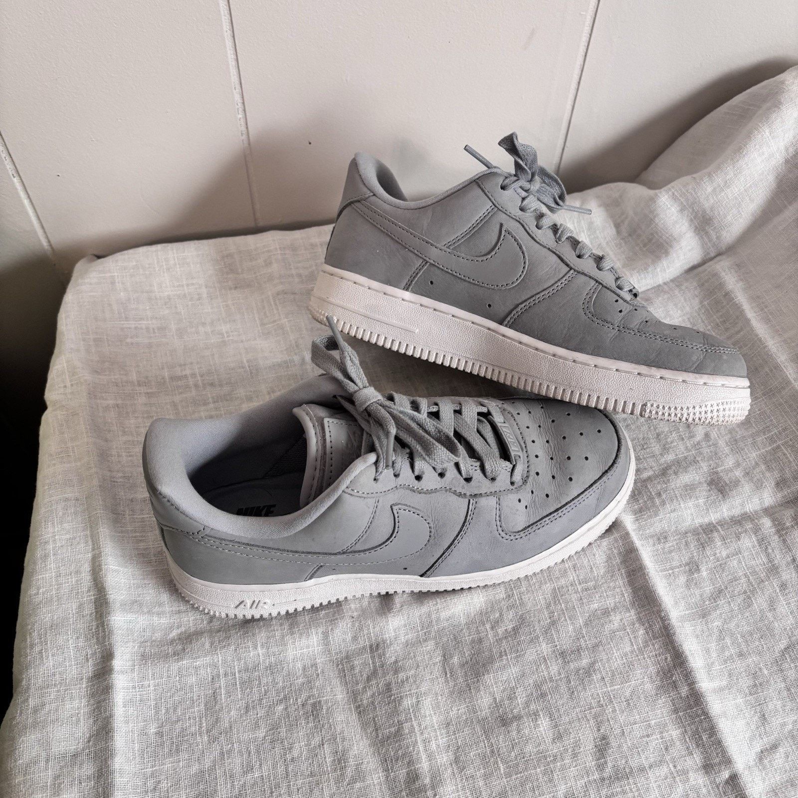 Nike Nike Air Force 1 Low '07 PRM Wolf Grey (Women's) size 7 DR9 Size US 7 / IT 37 - 11 Thumbnail