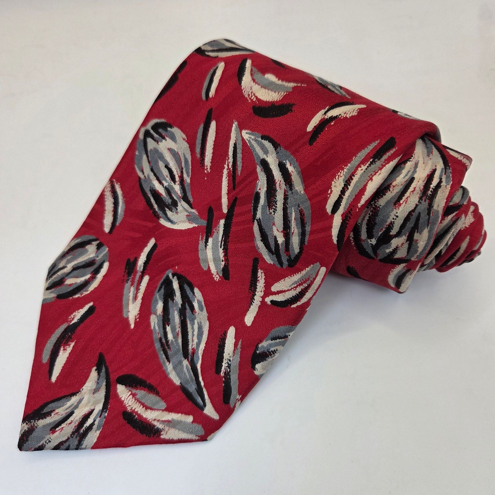 Pierre Balmain Pierre Balmain Italian Silk Abstract Tie Size ONE SIZE - 1 Thumbnail