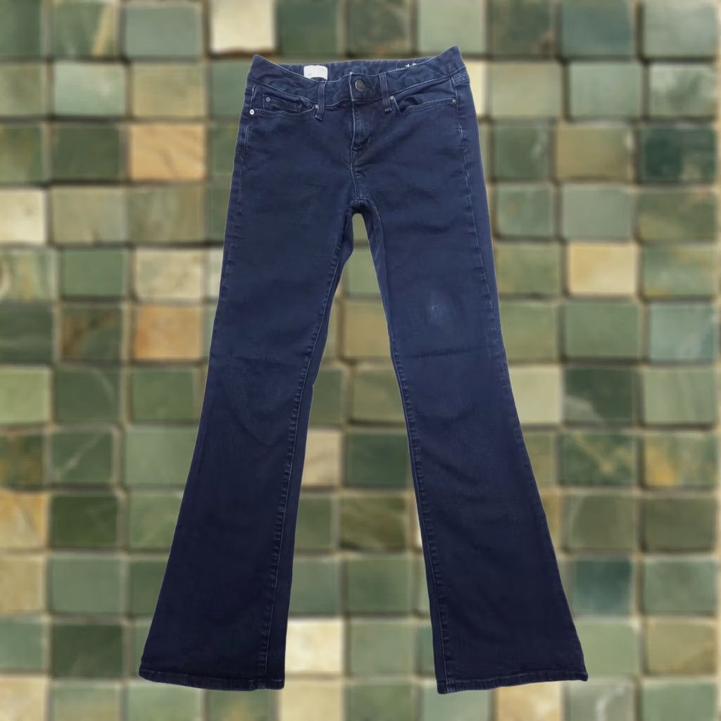 Gap Gap 1969 Bootcut Jeans Blue Dark Wash 27 Regular Denim 5-Pocket Womens Low Rise Stretch Size 27" / US 4 / IT 40 - 1 Thumbnail