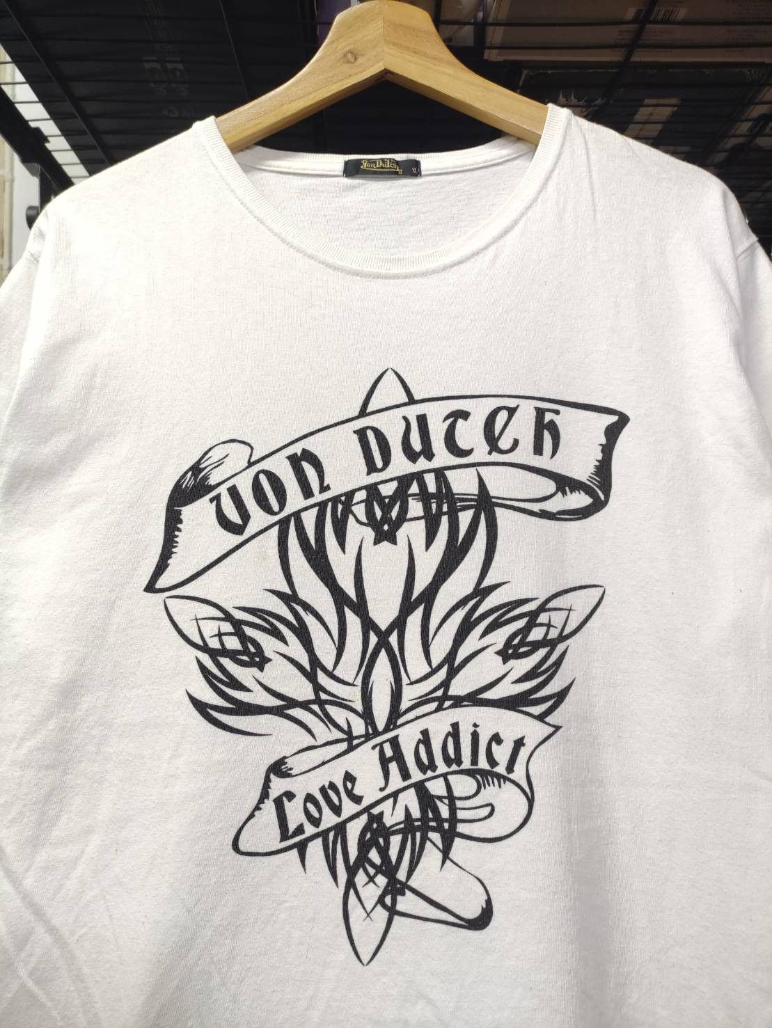 Von Dutch Von Dutch " Love Addict " T-Shirt Size US XL / EU 56 / 4 - 1 Thumbnail