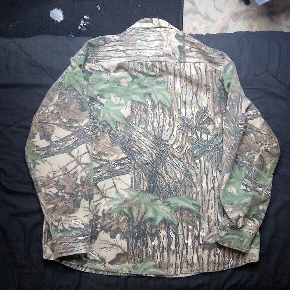 FiveBrother × Realtree × Vintage Vintage Five Brother Realtree Camouflage Flannel Shirt Size US XL / EU 56 / 4 - 5 Thumbnail