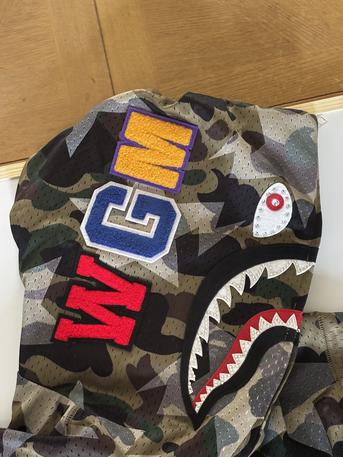 Bape Ape bape sta over print 1st camo mesh shark cropped hoodie Size US L / EU 52-54 / 3 - 5 Thumbnail