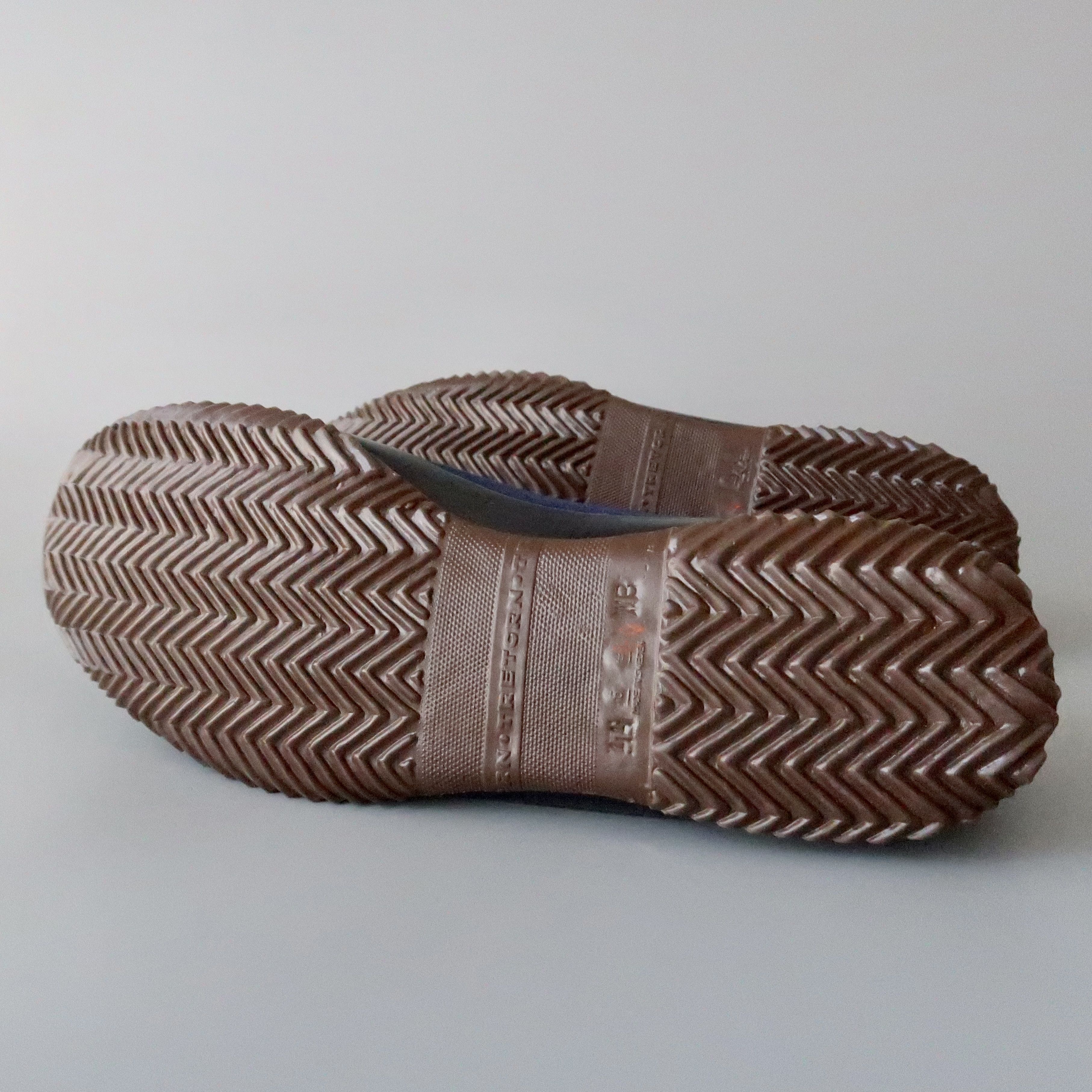 Tretorn DEADSTOCK, VTG 1940s Swedish Army gym trainers by TRETORN Size US 10.5 / EU 43-44 - 10 Thumbnail