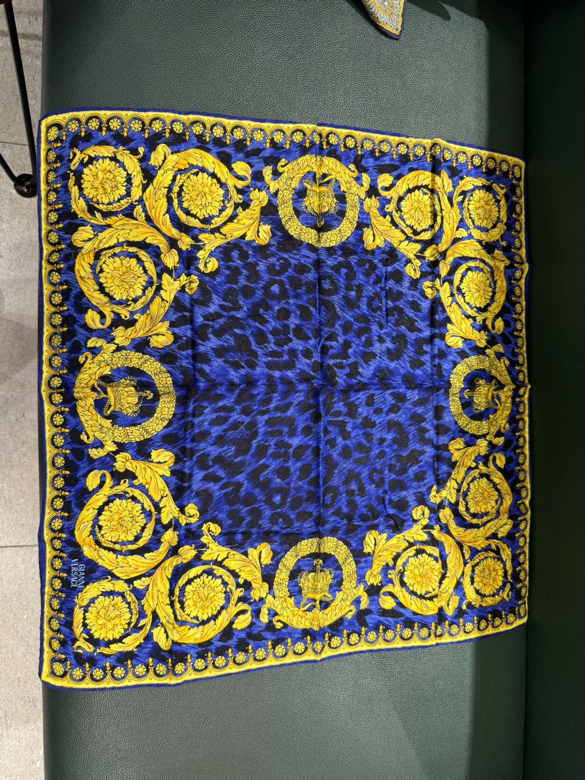Burberry × Givenchy × Versace Vintage Scarf (100% cotton) Size ONE SIZE - 24 Thumbnail
