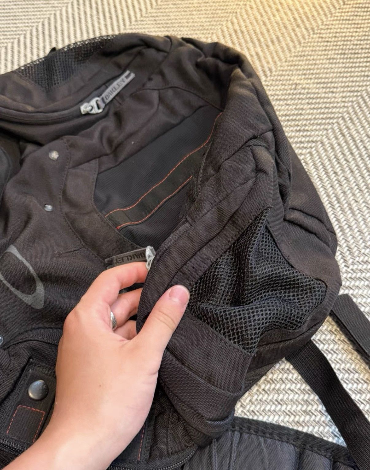 Oakley Oakley Software Armor Small Backpack, Stud Design K24 Size ONE SIZE - 9 Thumbnail