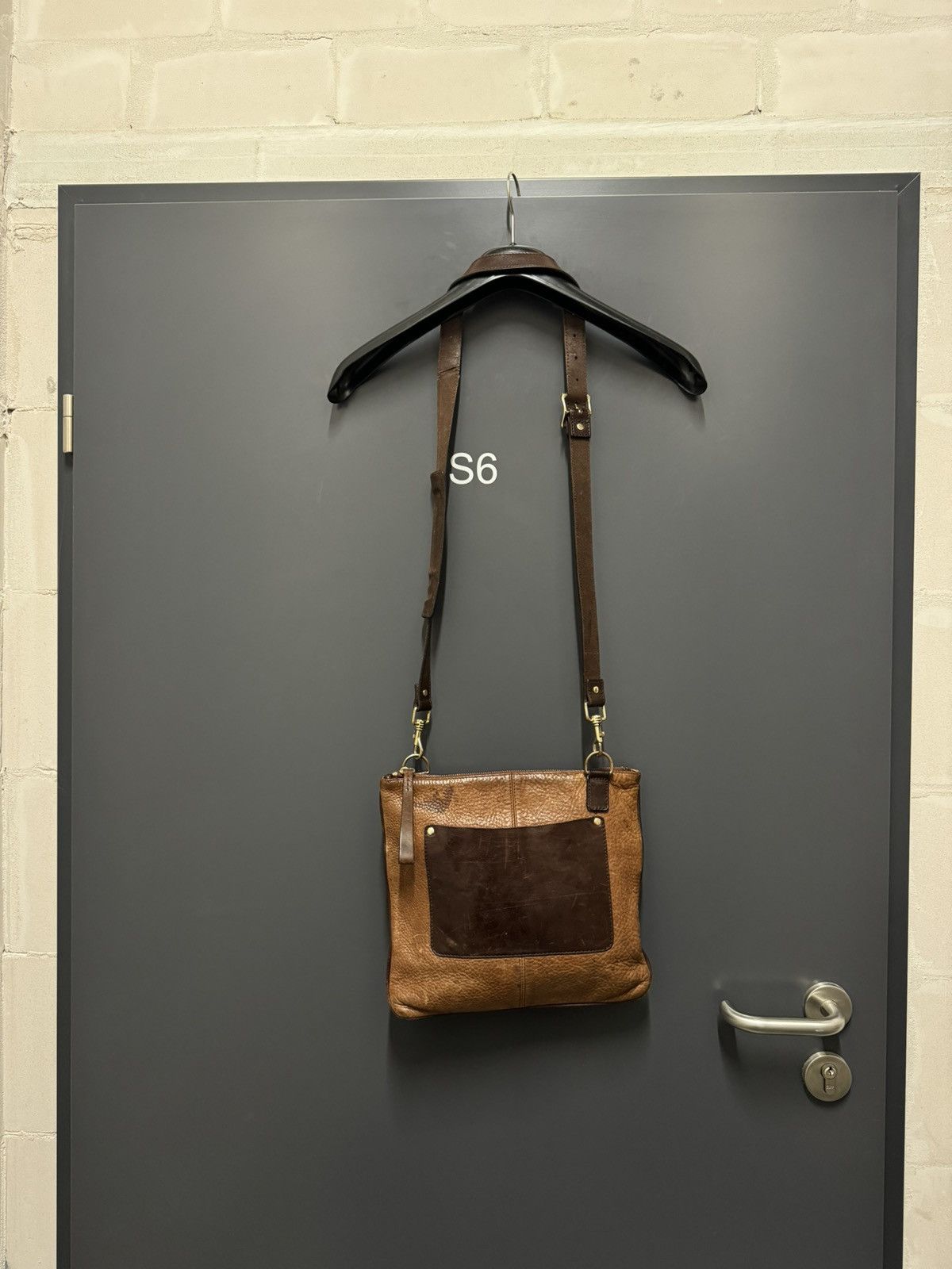 Massimo Dutti Massimo Dutti vintage leather bag real leather rare 90s 00s Size ONE SIZE - 7 Thumbnail
