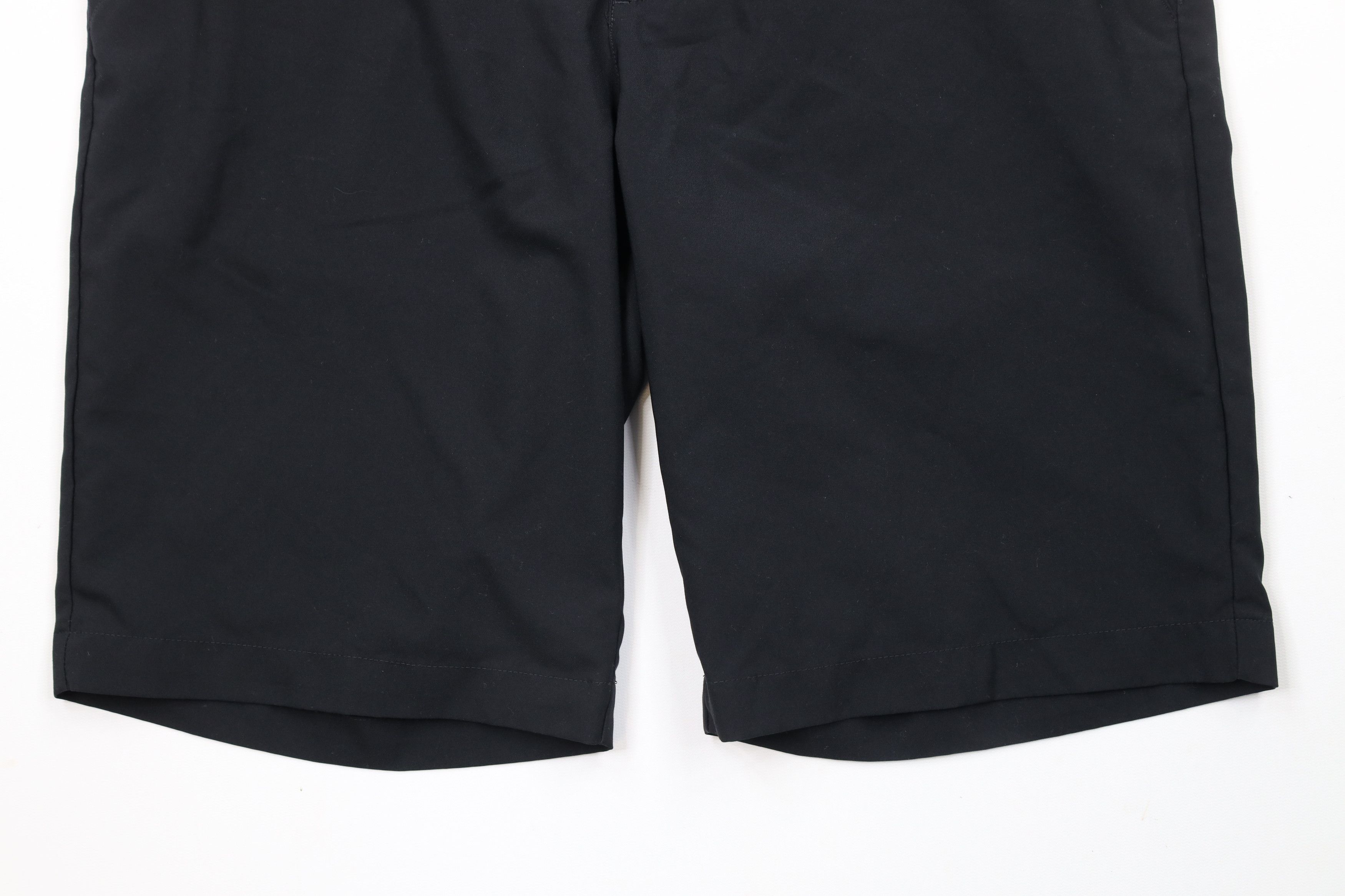 Adidas × Vintage Adidas Golf Flat Front Golfing Chino Shorts Black Polyester Size US 32 / EU 48 - 4 Thumbnail