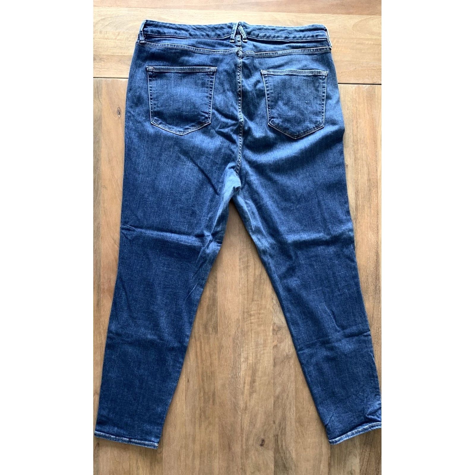 Good American Good American Jeans Women’s 22 Blue High Rise Stretch Denim Jeans Size 40" / US 18 - 2 Thumbnail