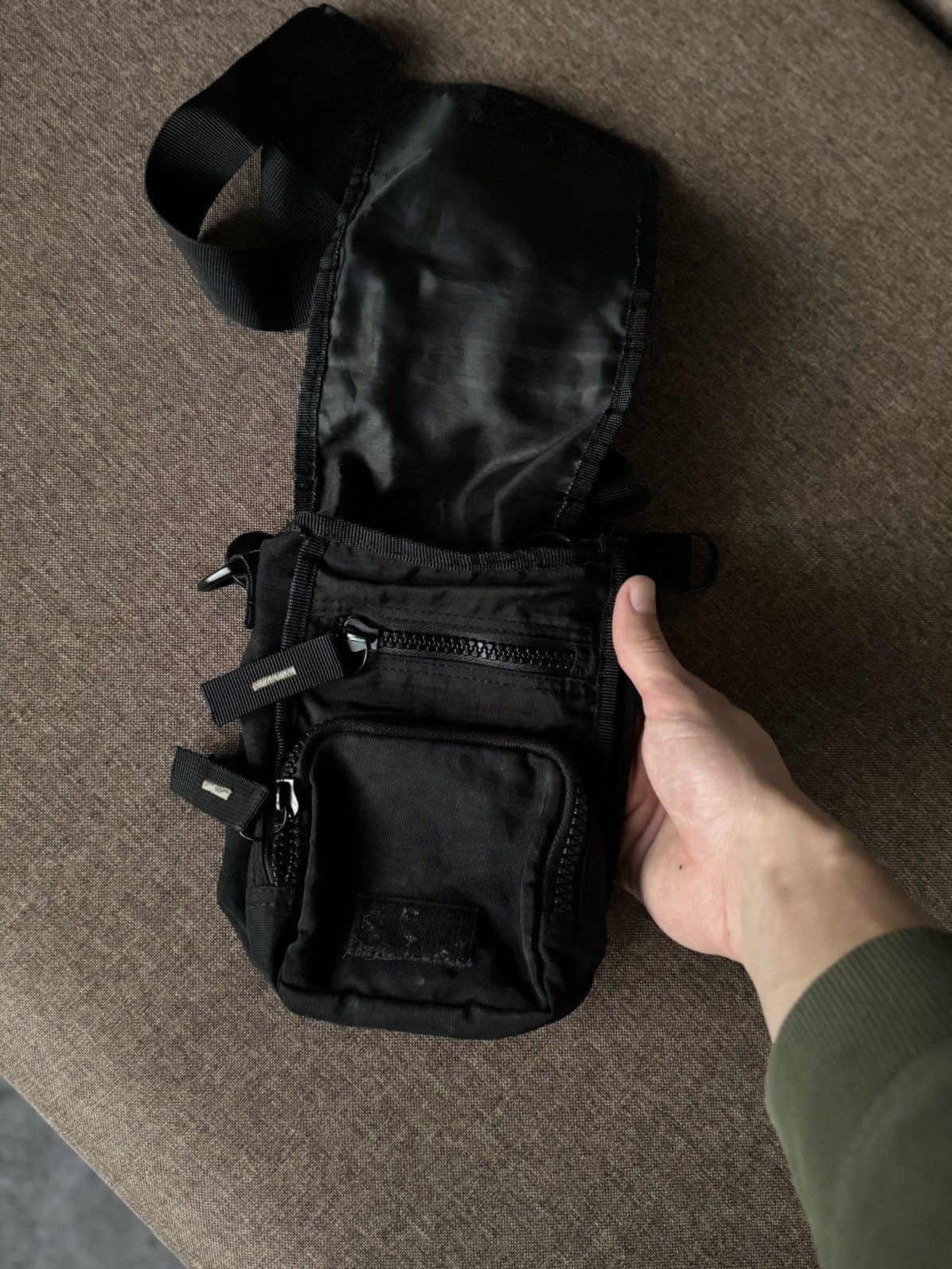 Diesel × Vintage Vintage Diesel nylon crossbody messenger bag Size ONE SIZE - 8 Thumbnail