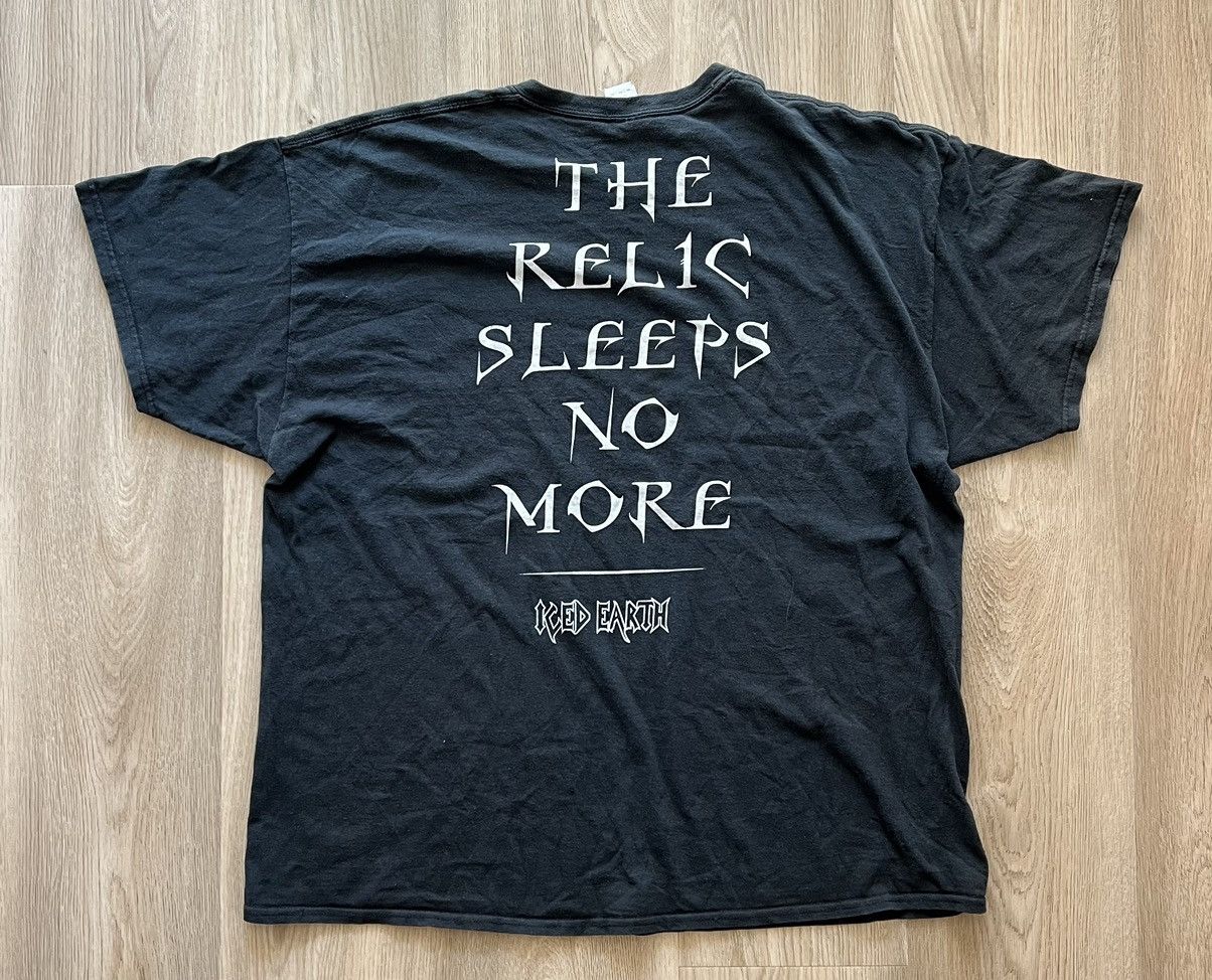 Band Tees × Vintage Vintage Iced Earth The Relic Sleeps No More T-Shirt tee Size US XXL / EU 58 / 5 - 5 Thumbnail