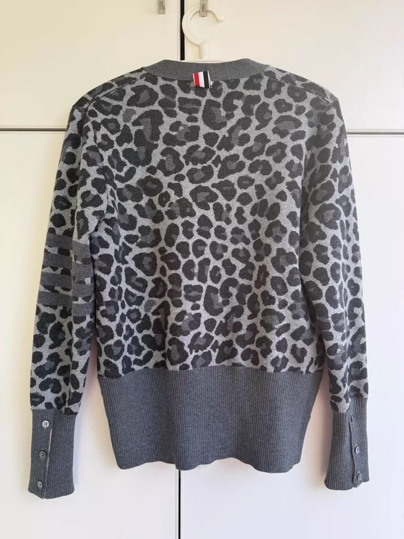 Thom Browne thom browneLeopard wool cardigan jacket 2503-Nextarrow Size US XS / EU 42 / 0 - 2 Thumbnail