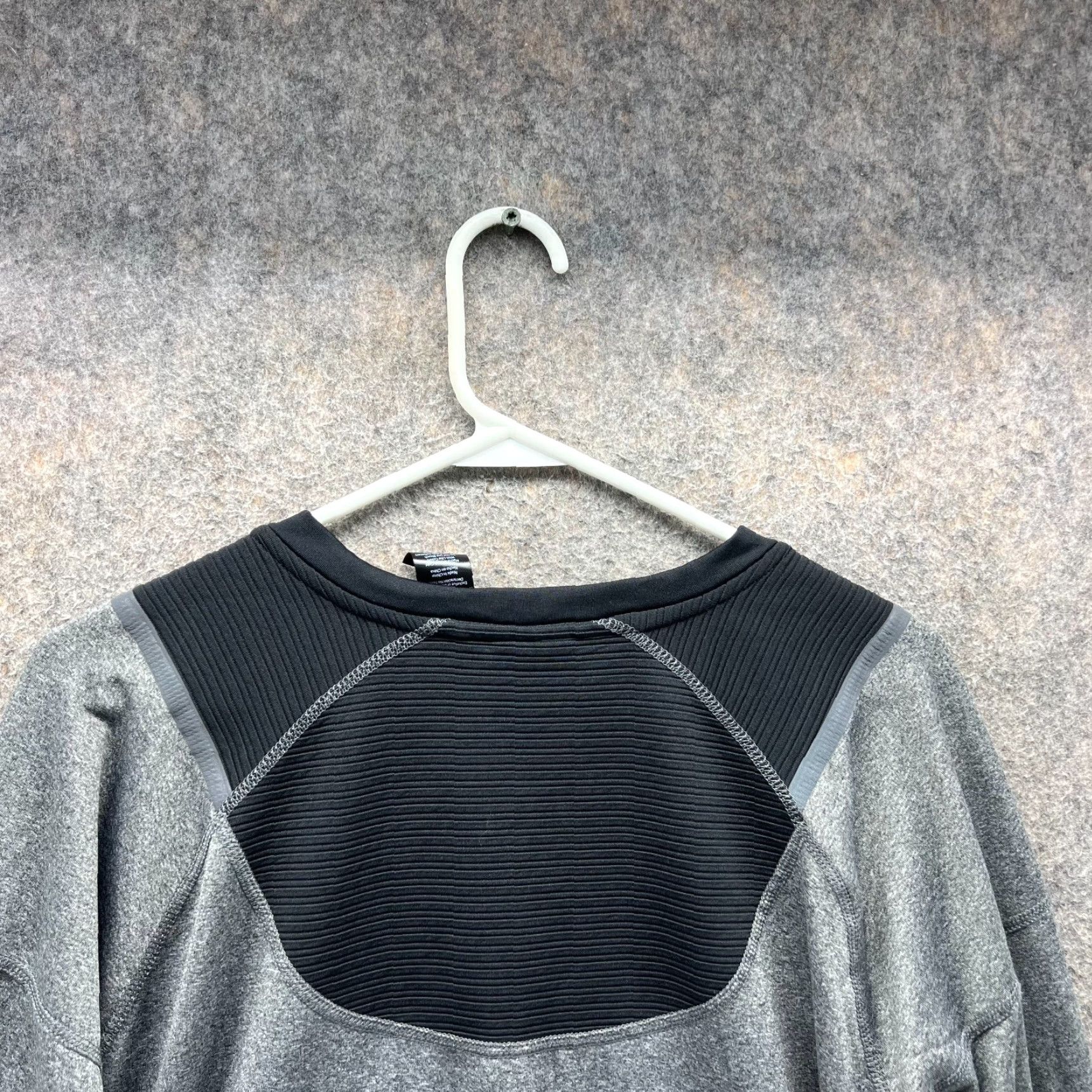 Spyder VINTAGE Spyder Sweatshirt Men XL Gray Crewneck Pullover Active Midweight All Seasons Logo Christmas? Size US XL / EU 56 / 4 - 3 Thumbnail