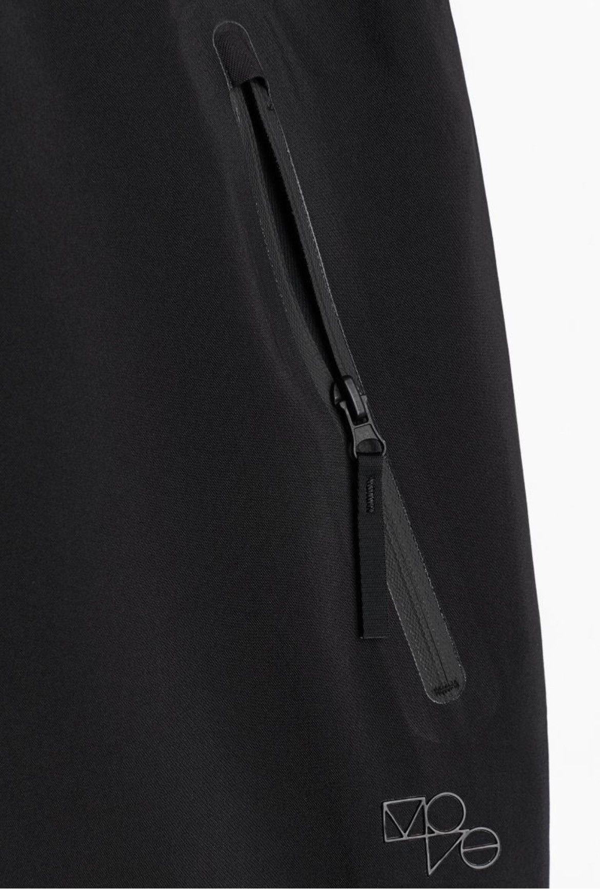 H&M H&M bib ski pants size medium Size 30" / US 8 / IT 44 - 7 Thumbnail