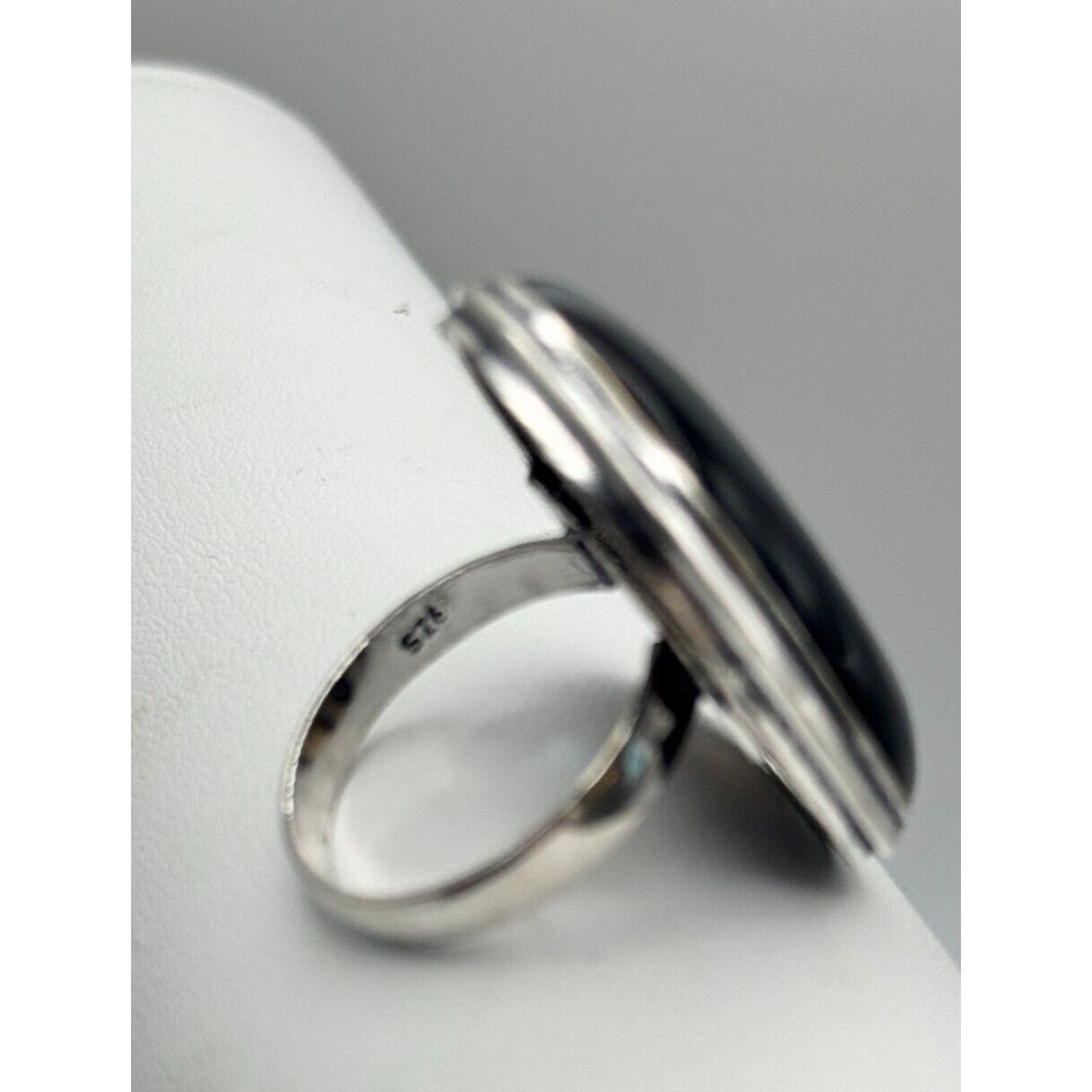 The Unbranded Brand Banded Black Onyx Ring .925 Stone Ring Sz 8 - 11.61 Grams Size ONE SIZE - 4 Thumbnail